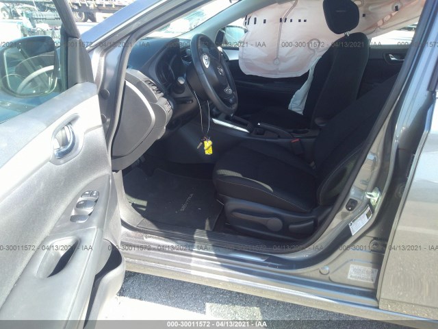 Photo 4 VIN: 3N1AB7AP2KY272127 - NISSAN SENTRA 