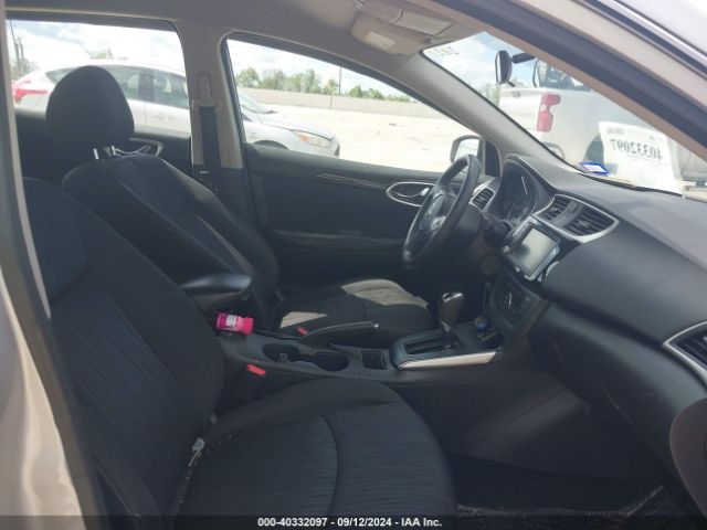 Photo 4 VIN: 3N1AB7AP2KY282754 - NISSAN SENTRA 