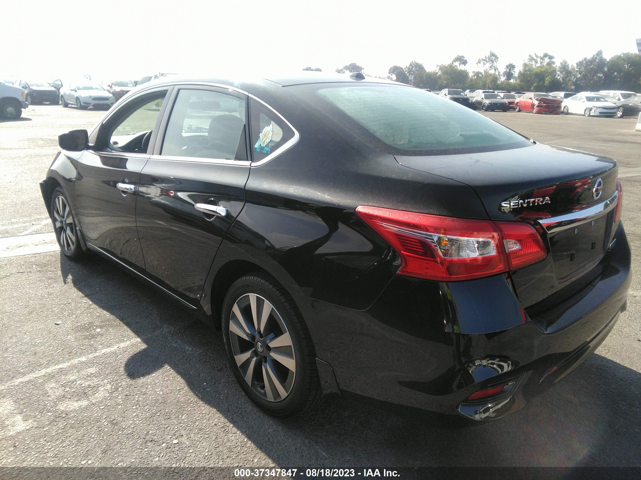 Photo 2 VIN: 3N1AB7AP2KY400656 - NISSAN SENTRA 