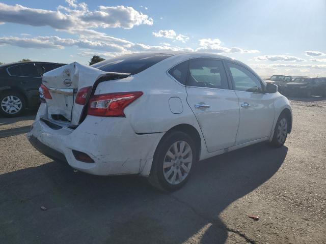 Photo 2 VIN: 3N1AB7AP2KY402777 - NISSAN SENTRA S 