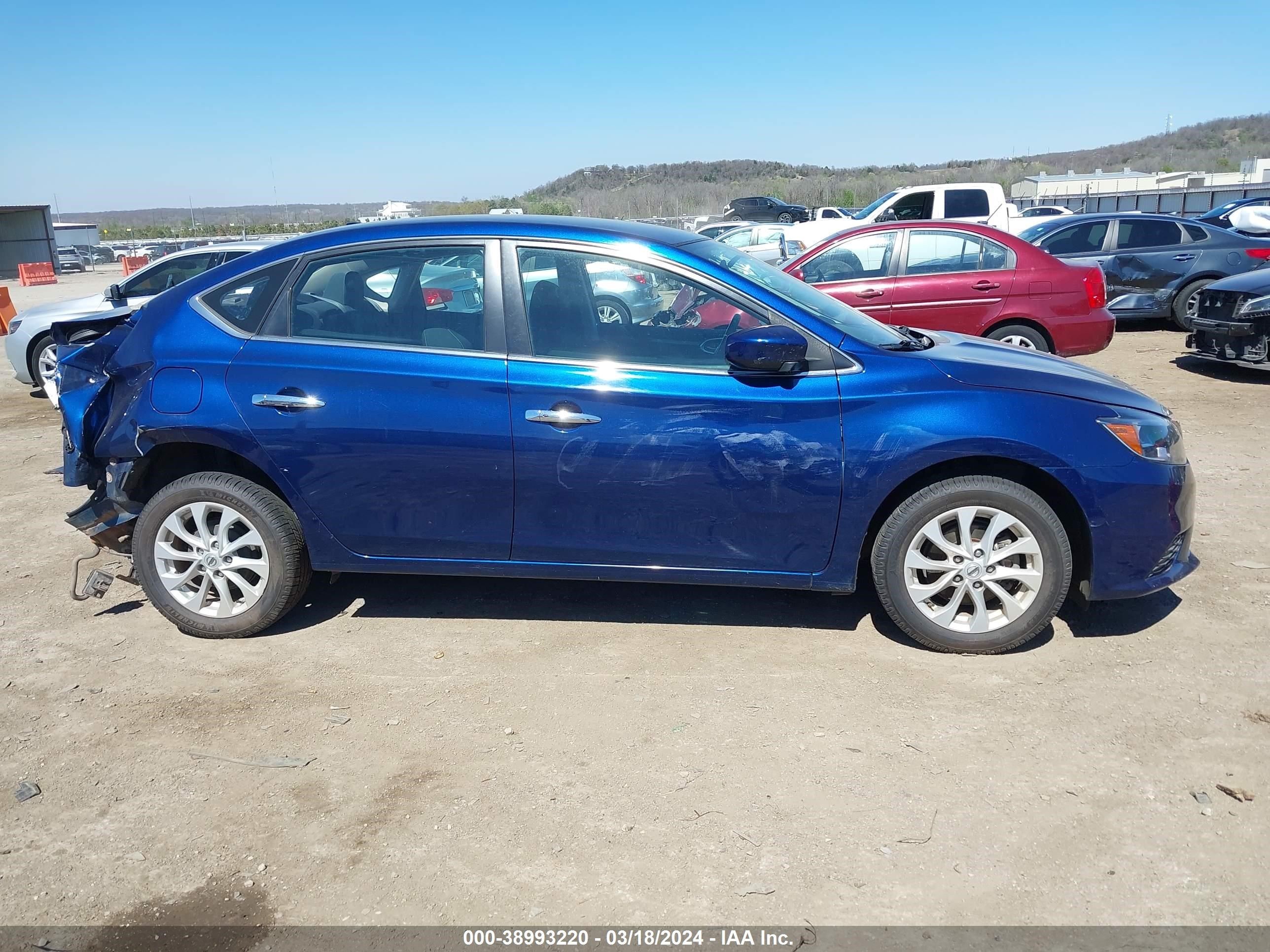 Photo 11 VIN: 3N1AB7AP2KY419434 - NISSAN SENTRA 