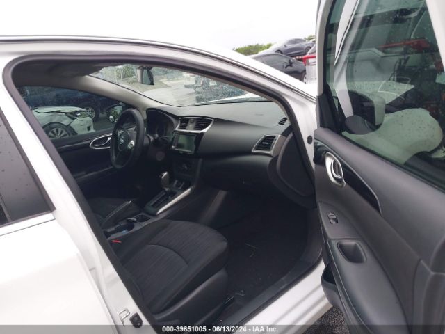 Photo 4 VIN: 3N1AB7AP2KY449680 - NISSAN SENTRA 