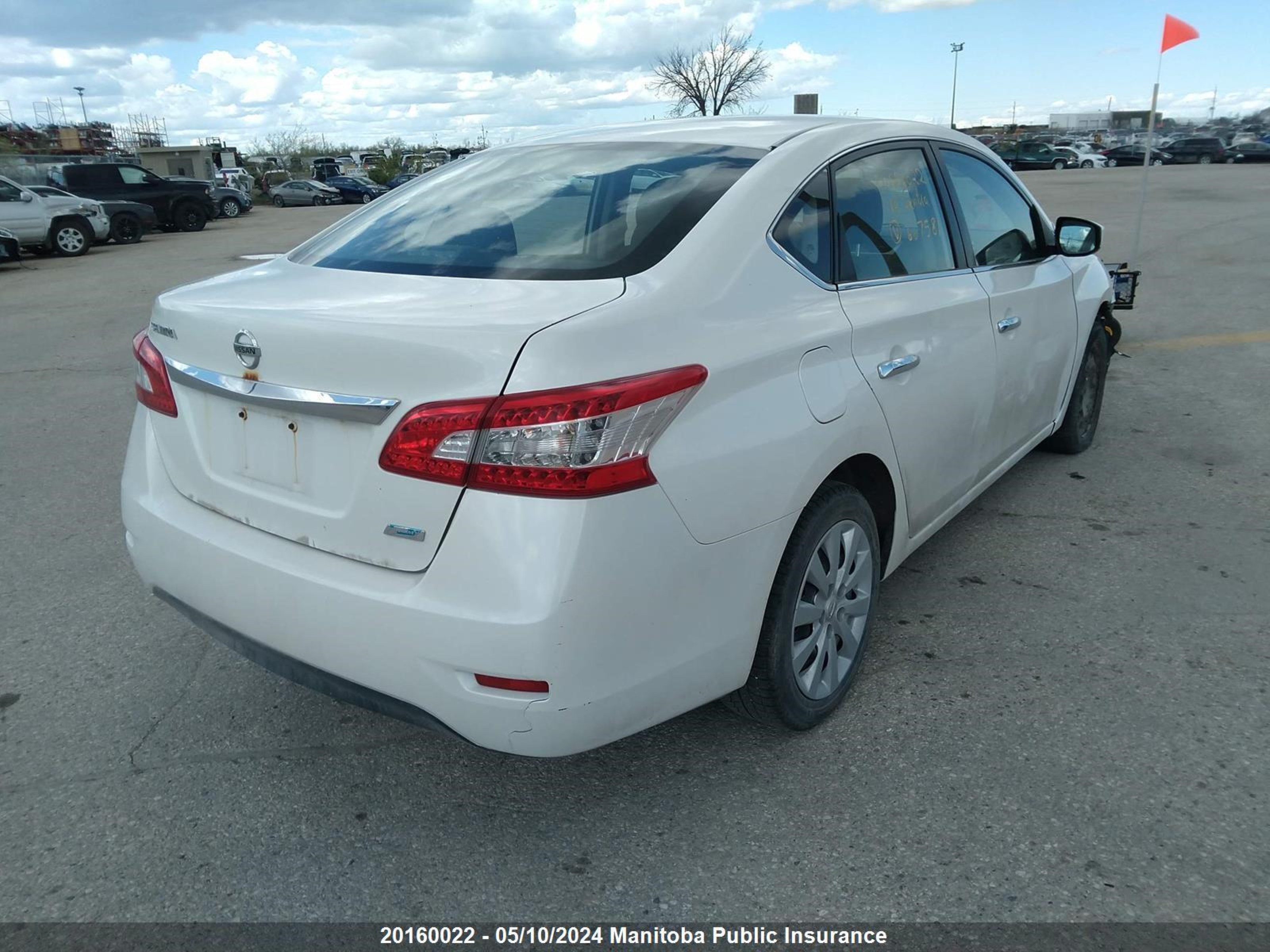 Photo 3 VIN: 3N1AB7AP3EL667581 - NISSAN NULL 