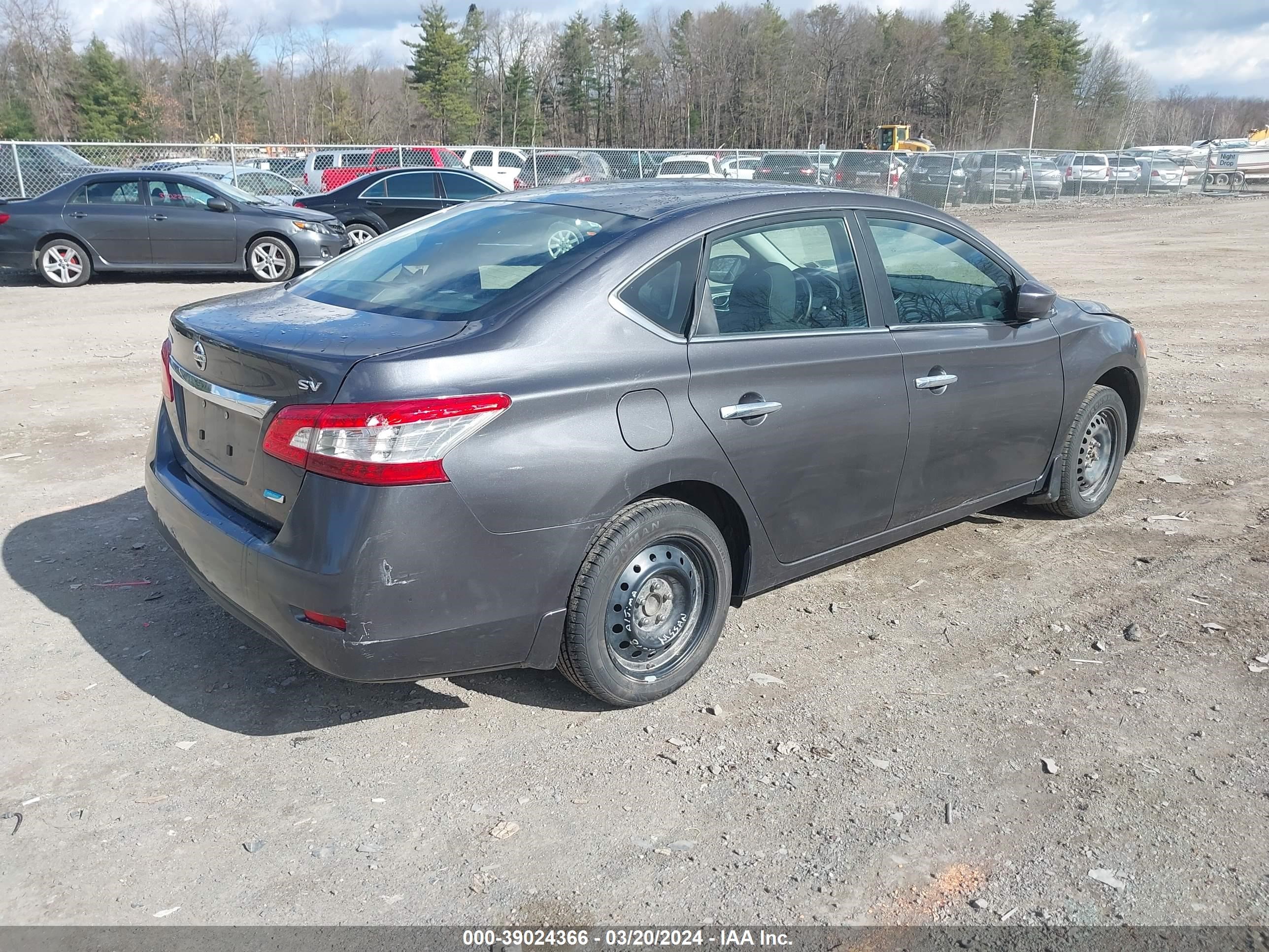 Photo 3 VIN: 3N1AB7AP3EY215777 - NISSAN SENTRA 