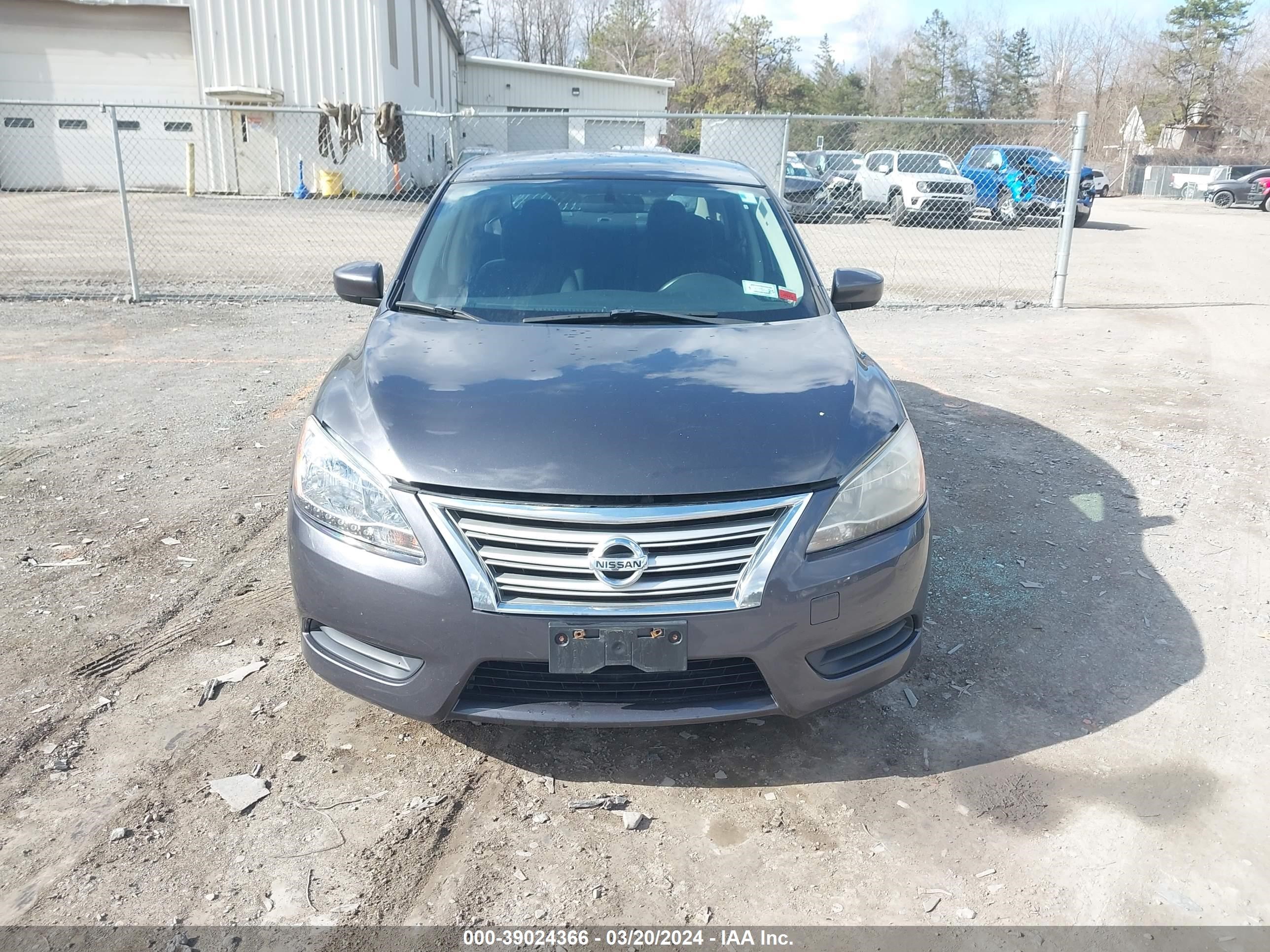 Photo 5 VIN: 3N1AB7AP3EY215777 - NISSAN SENTRA 