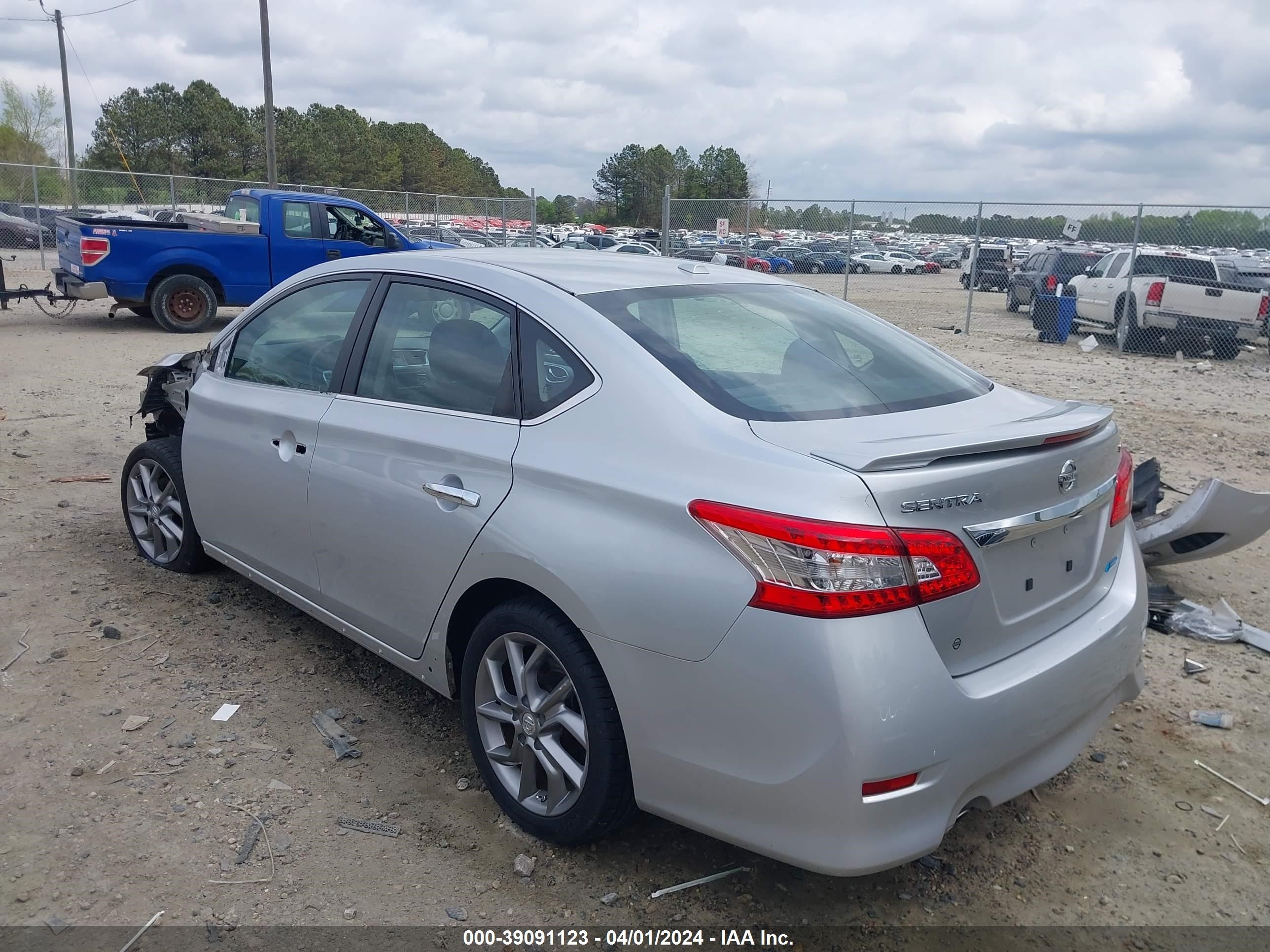 Photo 2 VIN: 3N1AB7AP3EY272559 - NISSAN SENTRA 