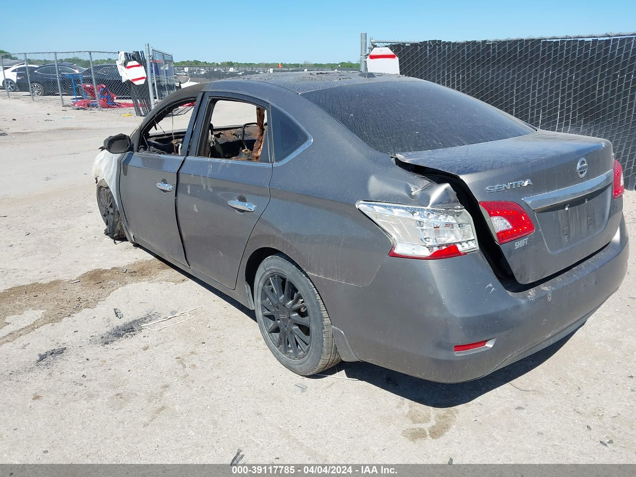 Photo 2 VIN: 3N1AB7AP3FL637482 - NISSAN SENTRA 