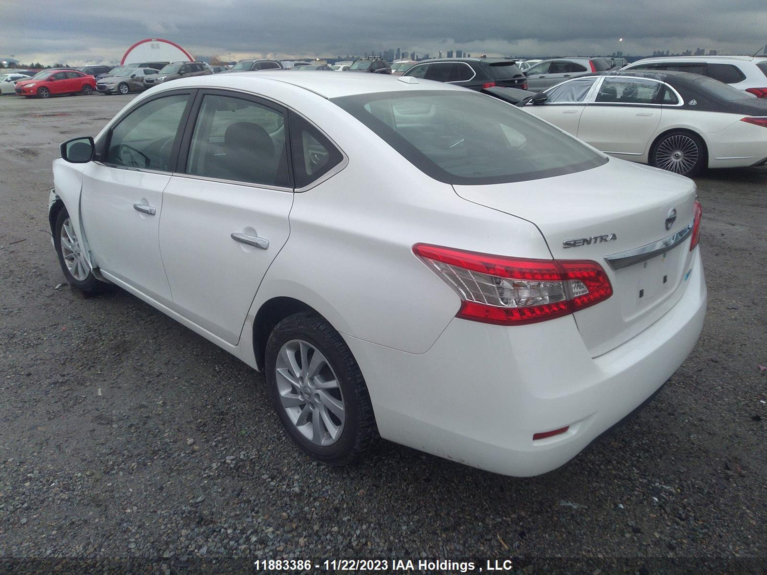 Photo 2 VIN: 3N1AB7AP3FL654010 - NISSAN SENTRA 