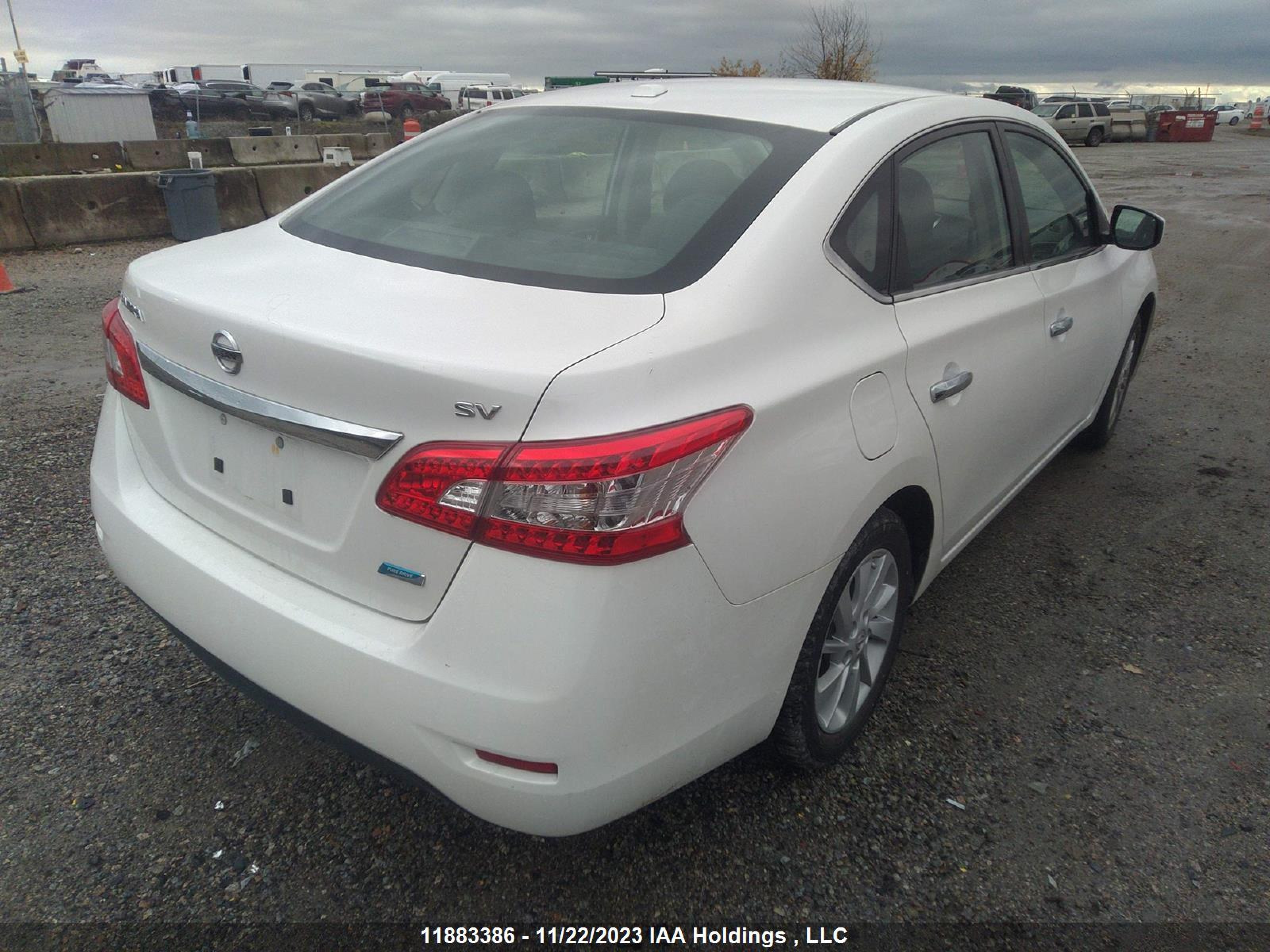 Photo 3 VIN: 3N1AB7AP3FL654010 - NISSAN SENTRA 