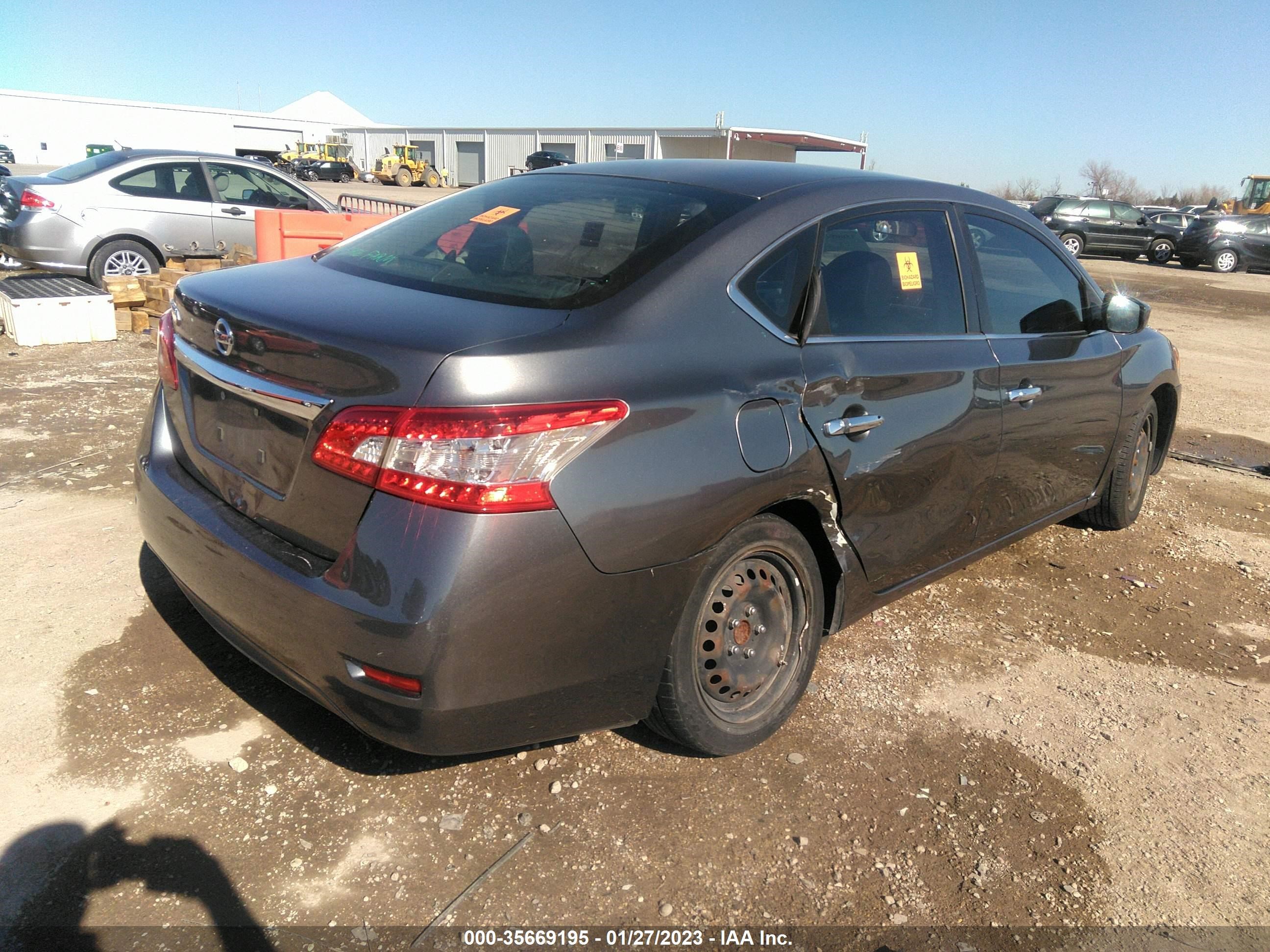 Photo 3 VIN: 3N1AB7AP3FY279657 - NISSAN SENTRA 