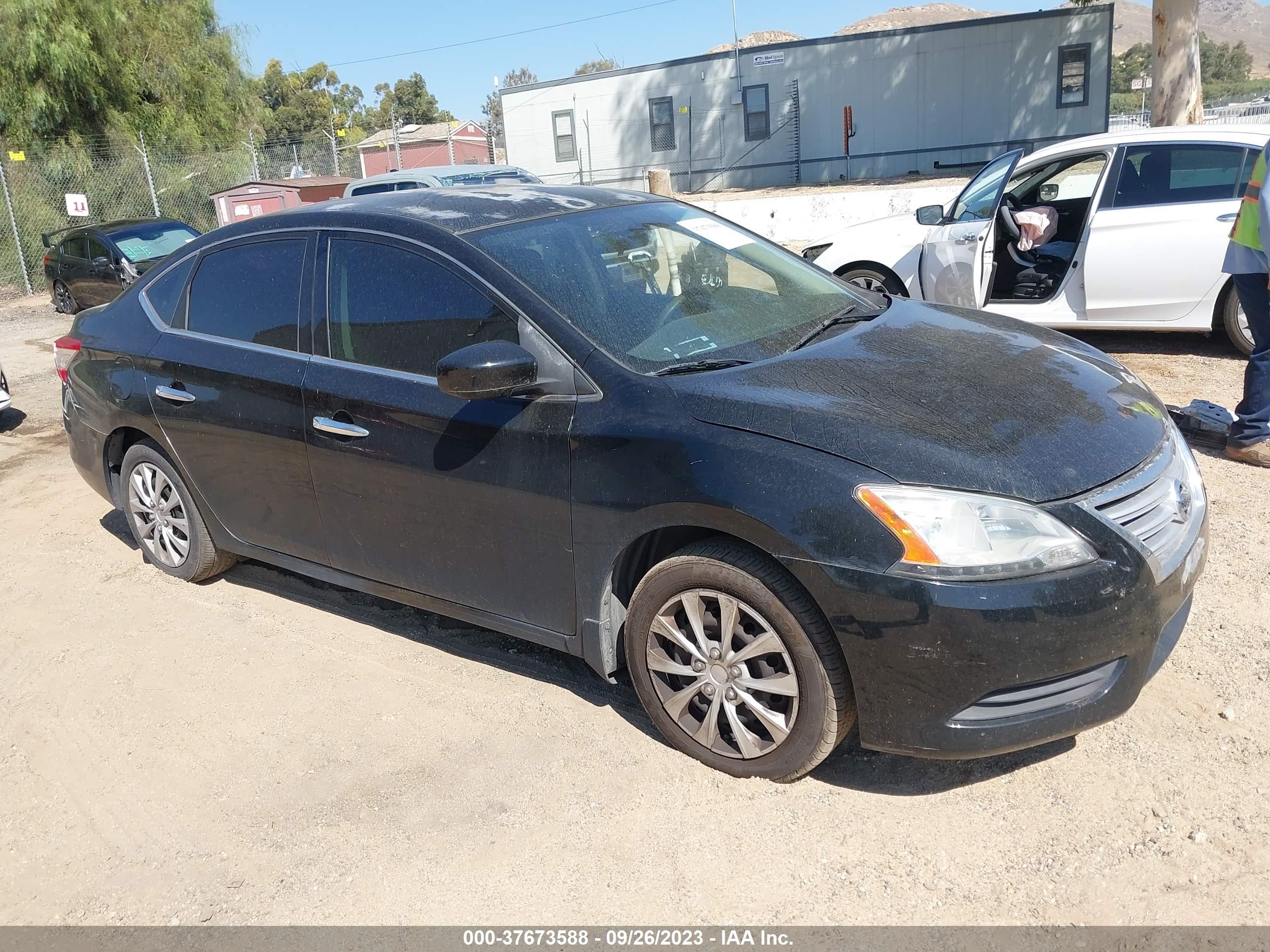 Photo 0 VIN: 3N1AB7AP3FY346810 - NISSAN SENTRA 