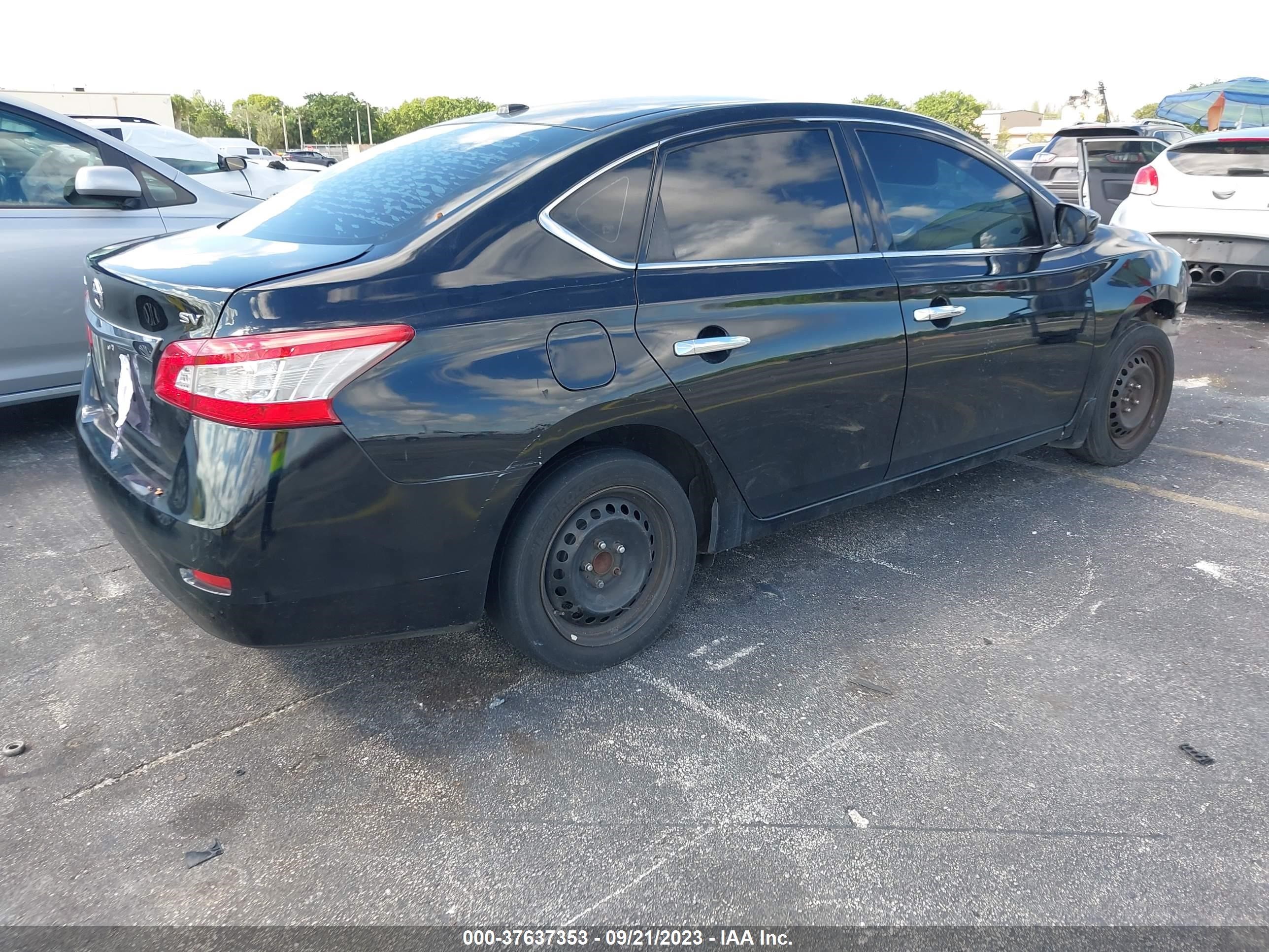 Photo 3 VIN: 3N1AB7AP3FY363011 - NISSAN SENTRA 