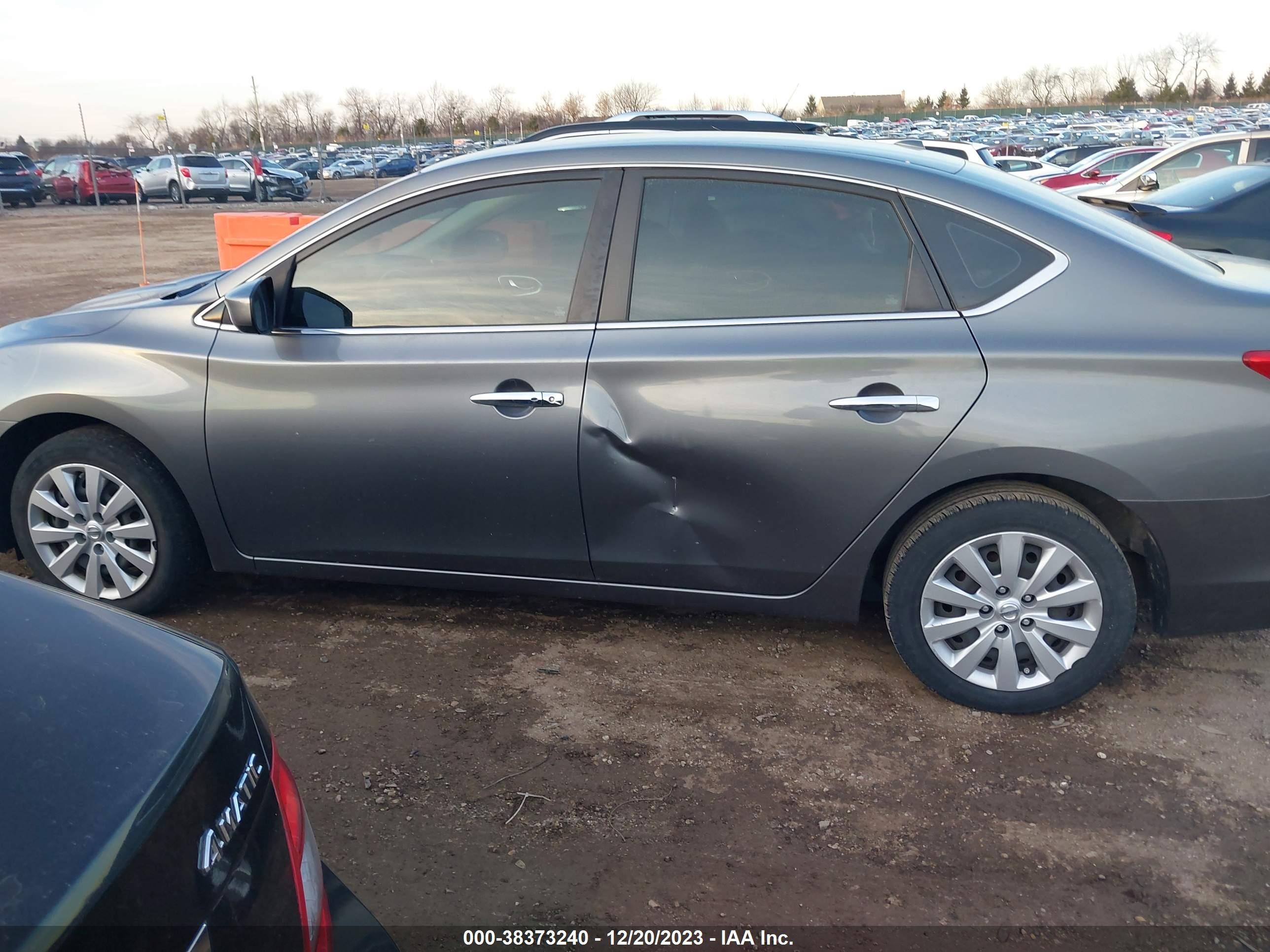 Photo 5 VIN: 3N1AB7AP3GL639203 - NISSAN SENTRA 