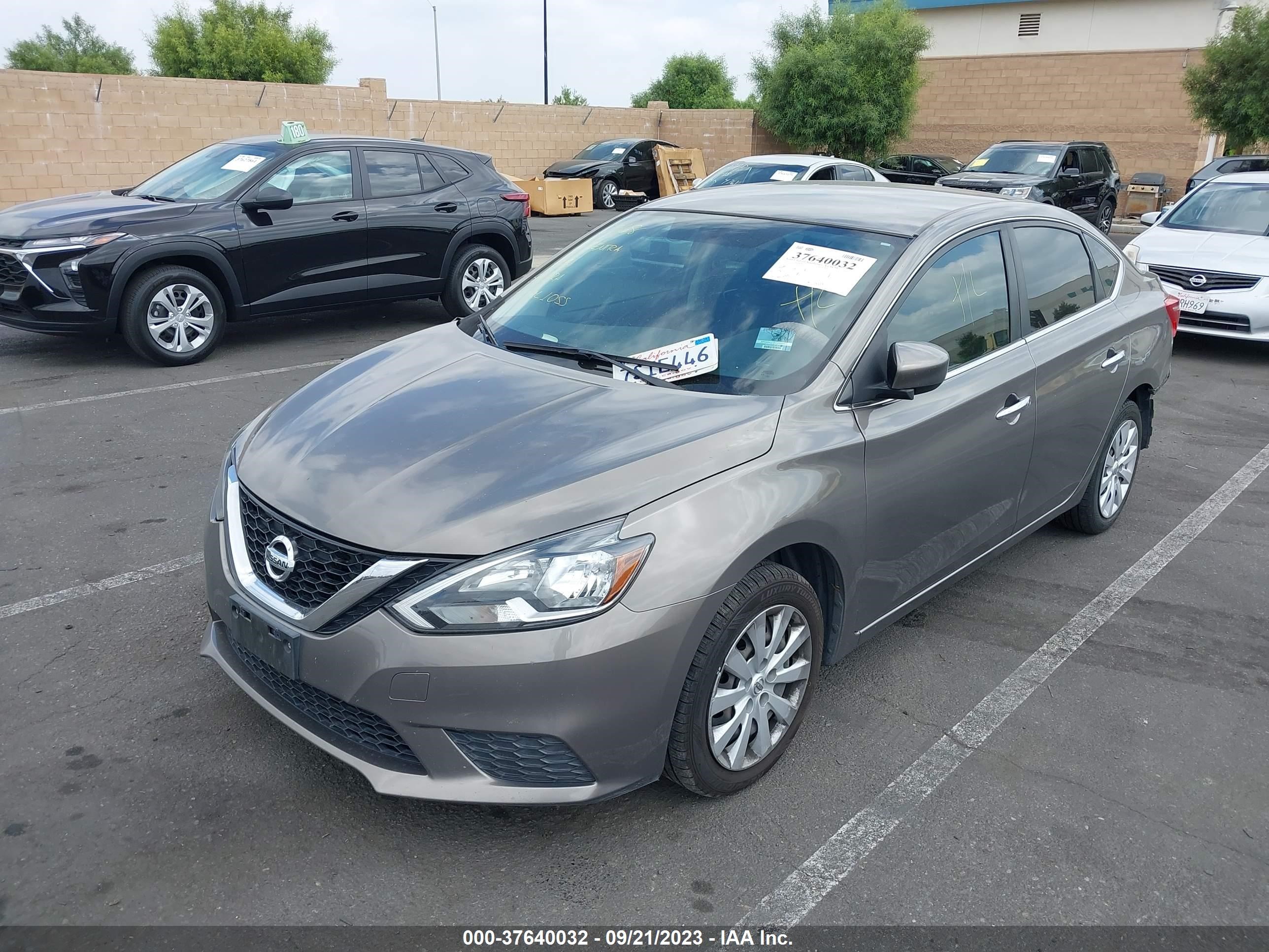 Photo 1 VIN: 3N1AB7AP3GL650556 - NISSAN SENTRA 