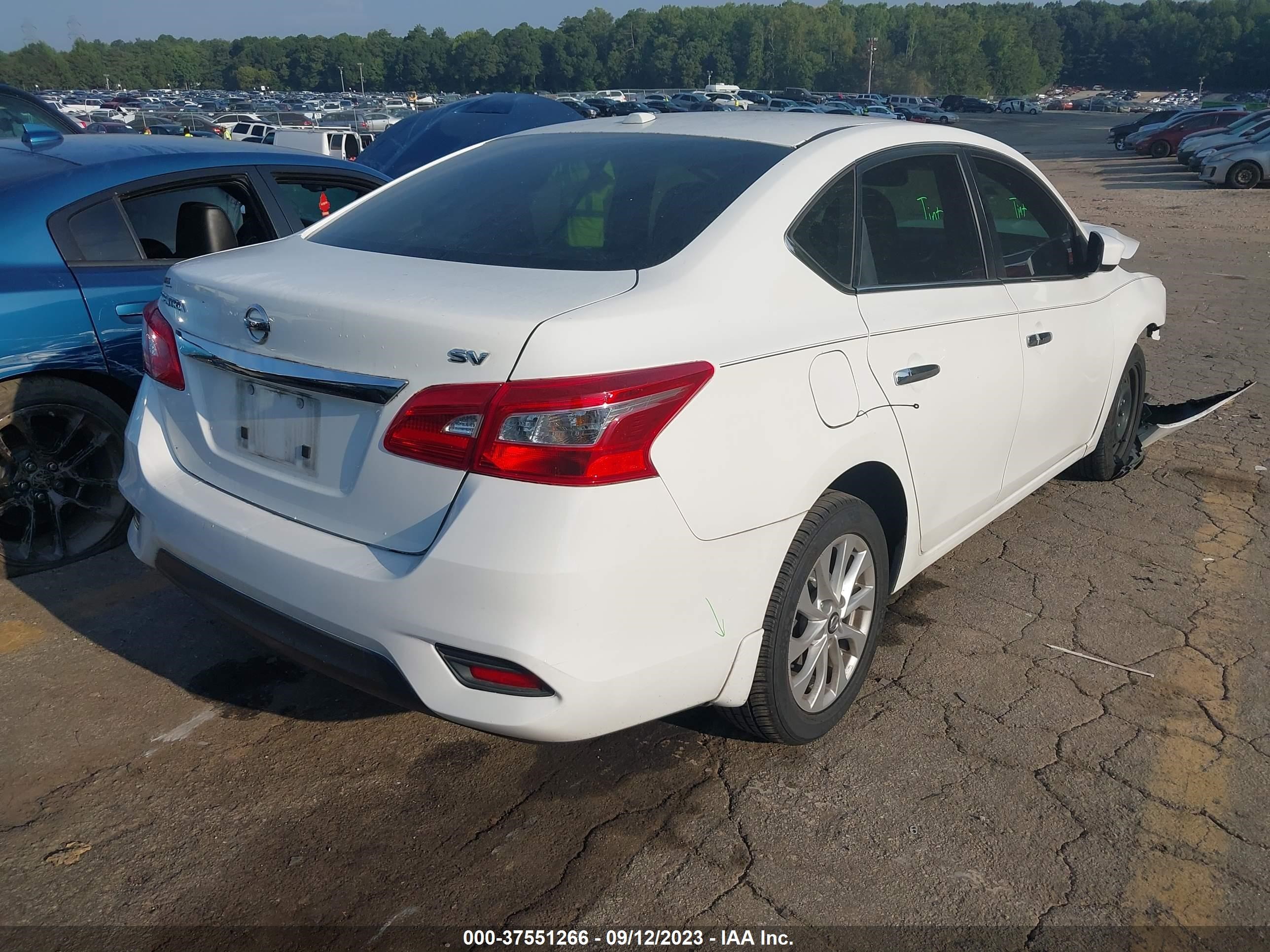 Photo 3 VIN: 3N1AB7AP3GY235210 - NISSAN SENTRA 