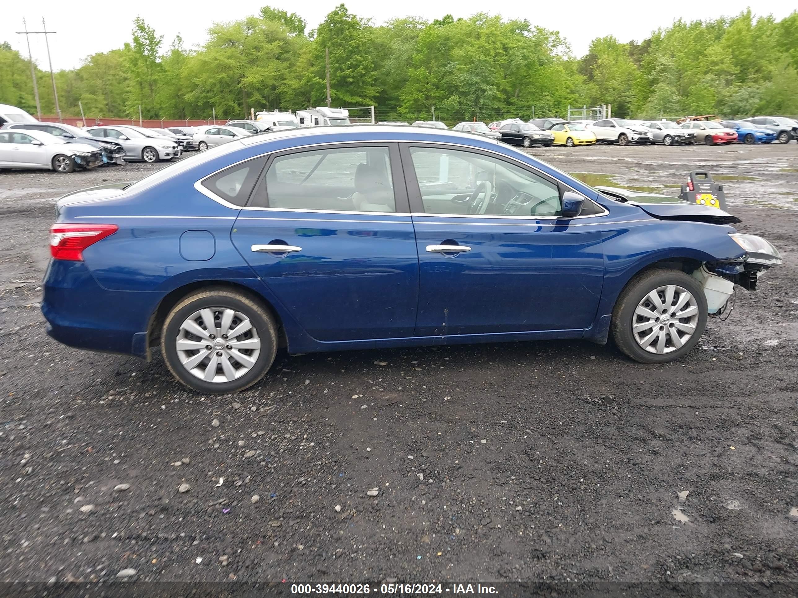 Photo 12 VIN: 3N1AB7AP3GY247261 - NISSAN SENTRA 