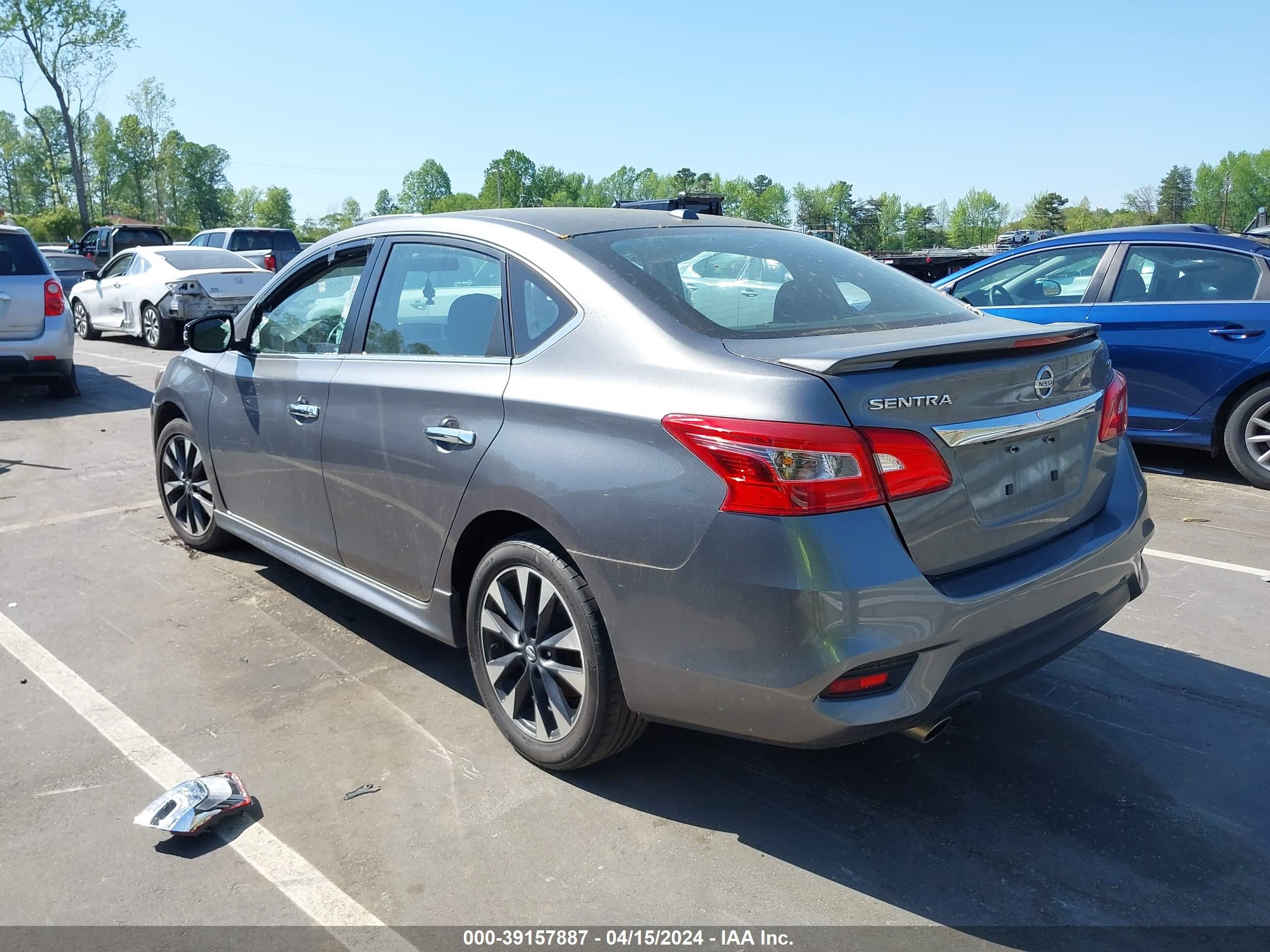 Photo 2 VIN: 3N1AB7AP3GY271592 - NISSAN SENTRA 