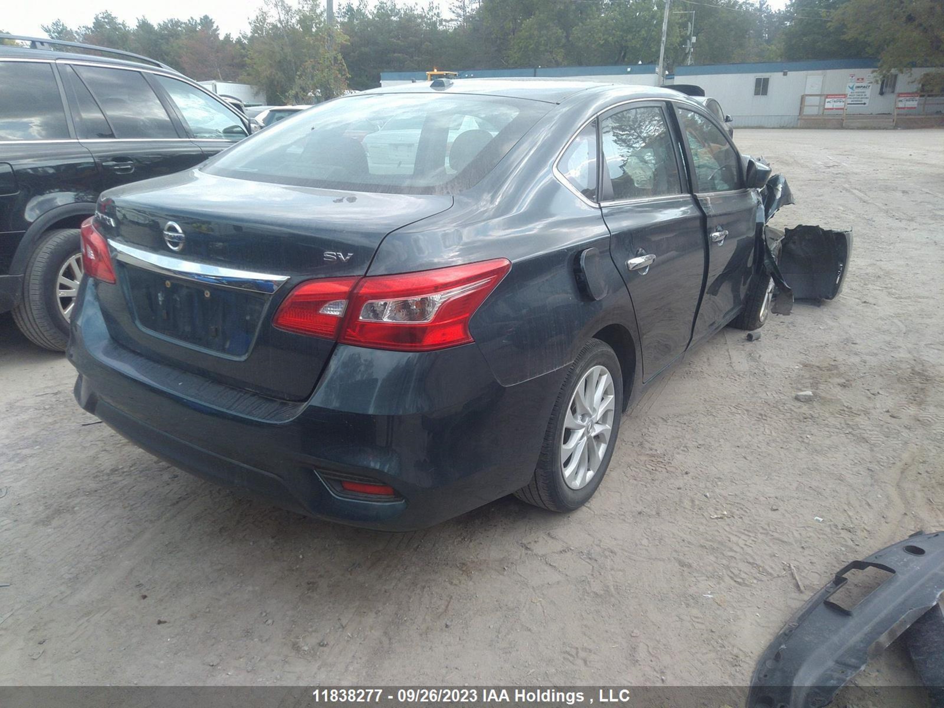 Photo 3 VIN: 3N1AB7AP3HL661185 - NISSAN SENTRA 