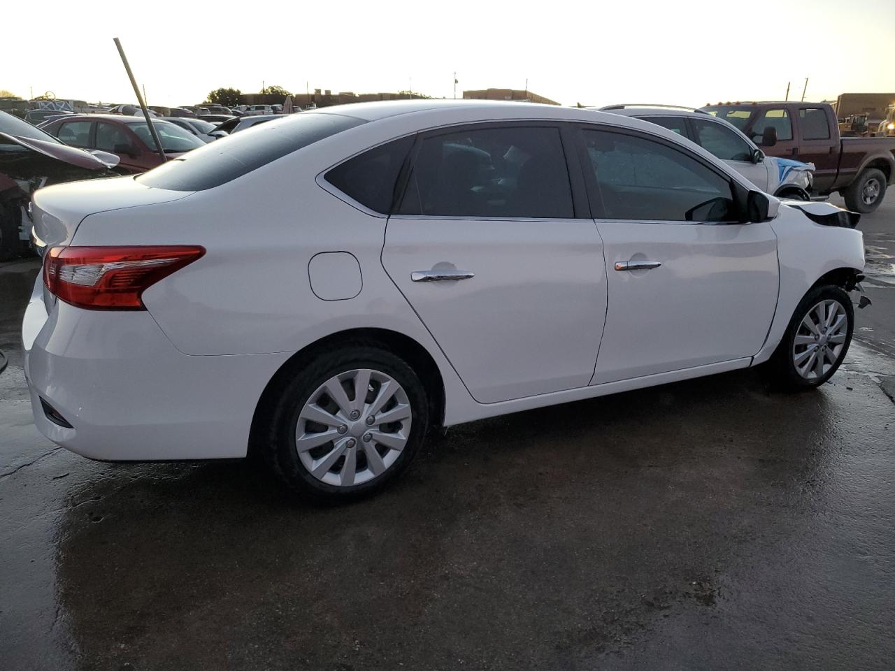 Photo 2 VIN: 3N1AB7AP3HY244038 - NISSAN SENTRA 