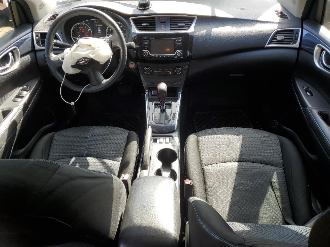 Photo 7 VIN: 3N1AB7AP3HY270444 - NISSAN SENTRA 