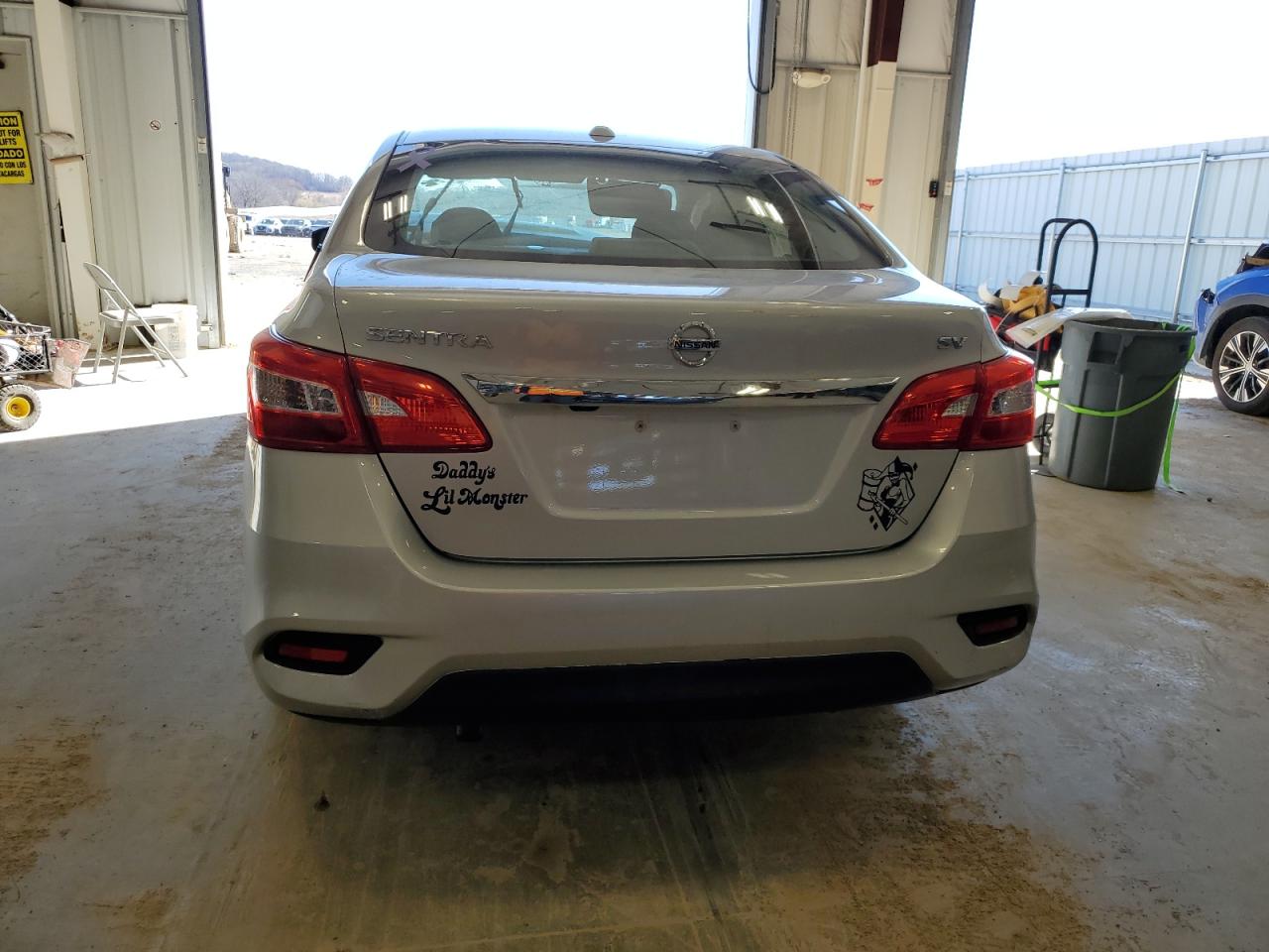 Photo 5 VIN: 3N1AB7AP3HY292833 - NISSAN SENTRA 