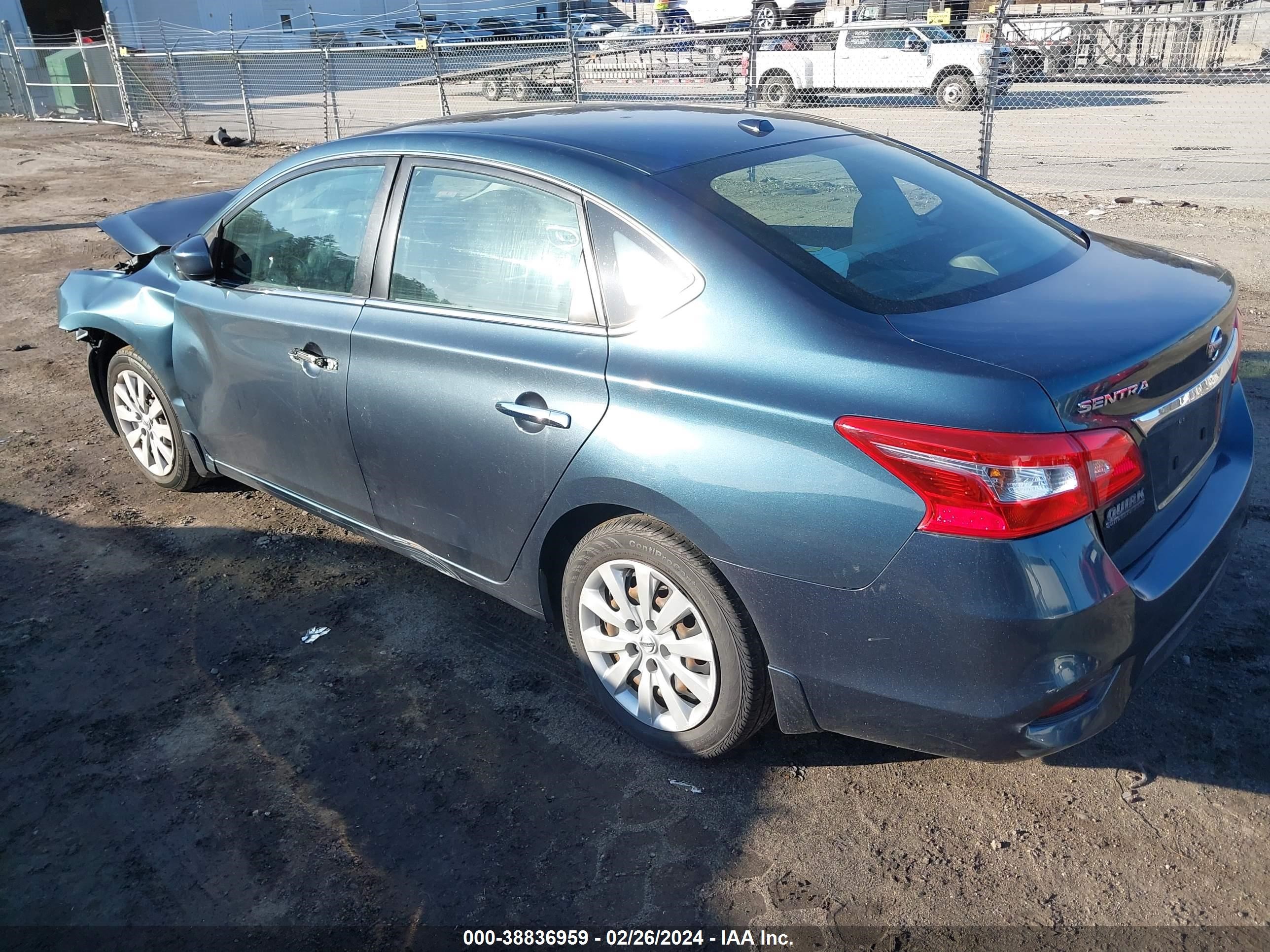 Photo 2 VIN: 3N1AB7AP3HY299460 - NISSAN SENTRA 