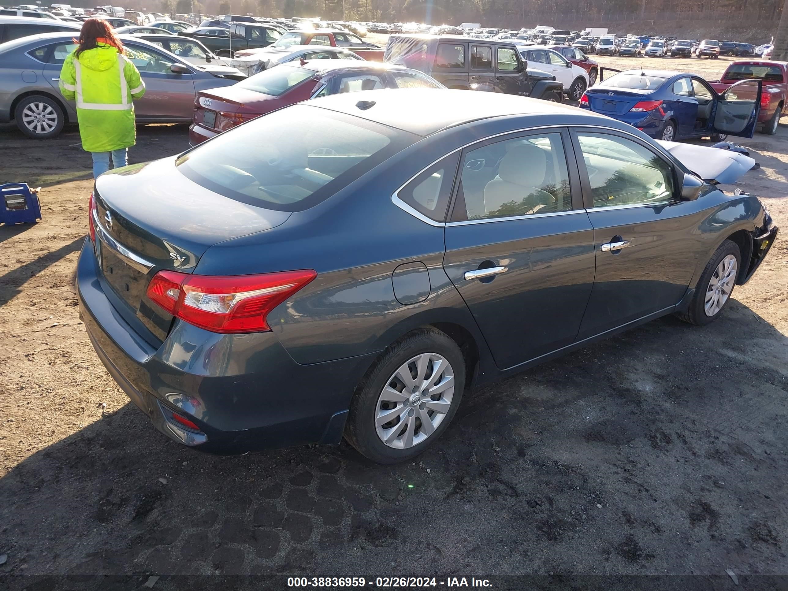 Photo 3 VIN: 3N1AB7AP3HY299460 - NISSAN SENTRA 