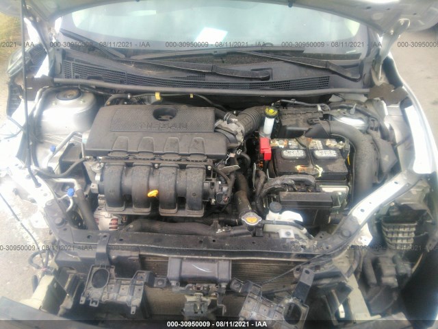 Photo 9 VIN: 3N1AB7AP3HY302602 - NISSAN SENTRA 