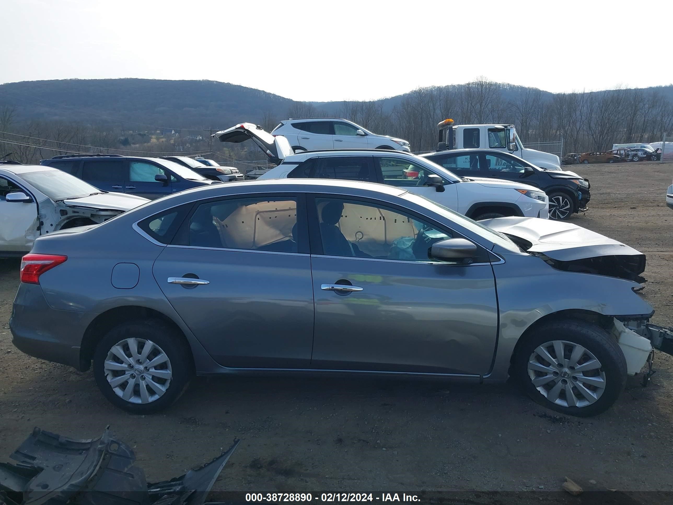 Photo 11 VIN: 3N1AB7AP3HY306035 - NISSAN SENTRA 