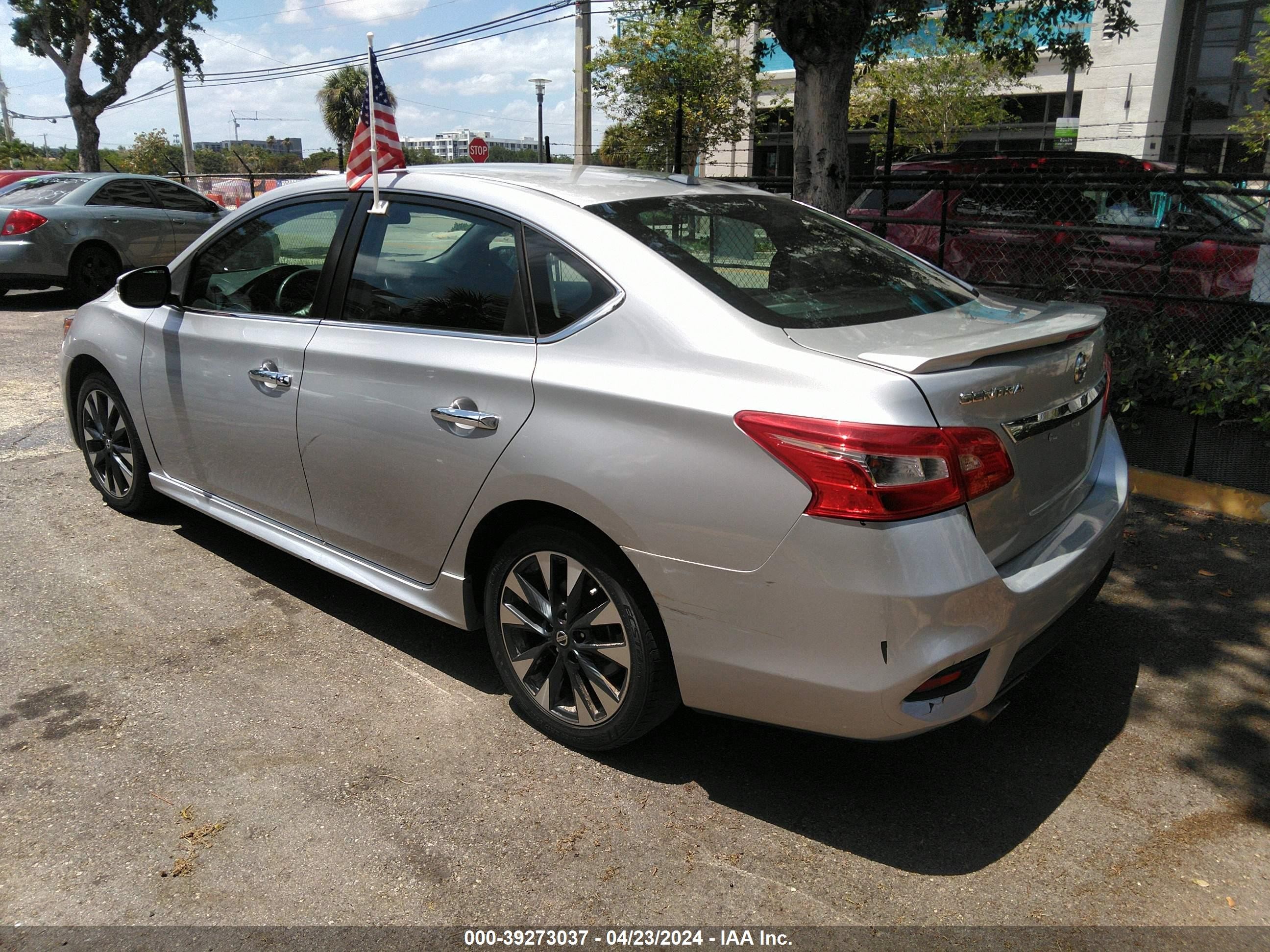 Photo 2 VIN: 3N1AB7AP3HY335776 - NISSAN SENTRA 