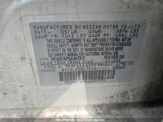 Photo 8 VIN: 3N1AB7AP3JL647972 - NISSAN SENTRA 