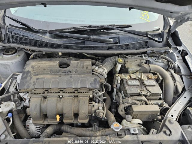 Photo 9 VIN: 3N1AB7AP3JL647972 - NISSAN SENTRA 