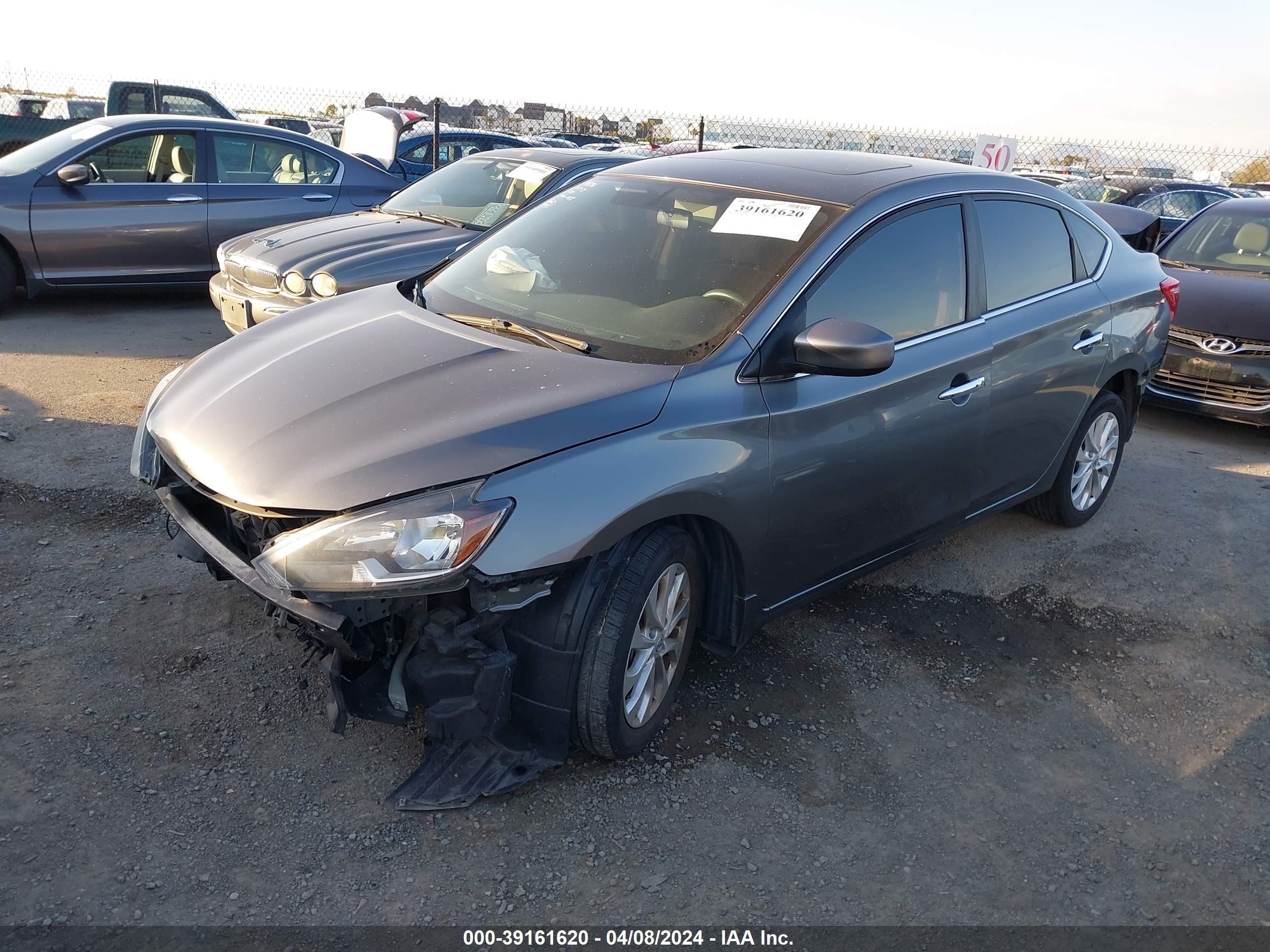 Photo 1 VIN: 3N1AB7AP3JY260454 - NISSAN SENTRA 