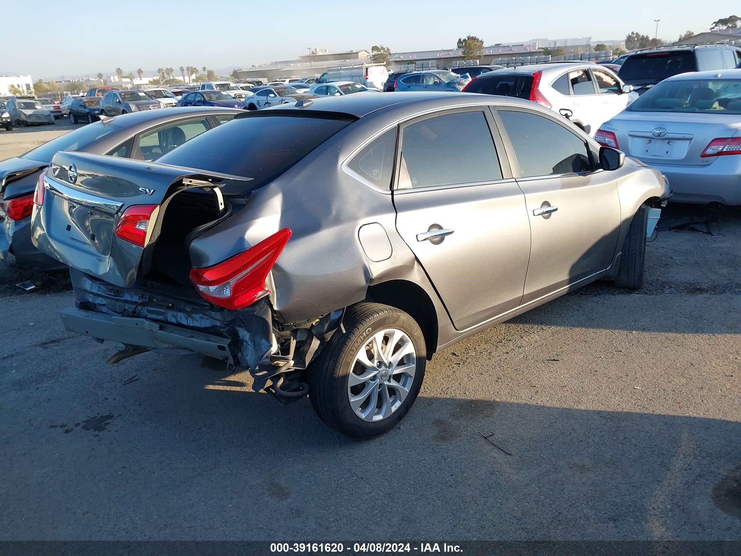 Photo 3 VIN: 3N1AB7AP3JY260454 - NISSAN SENTRA 