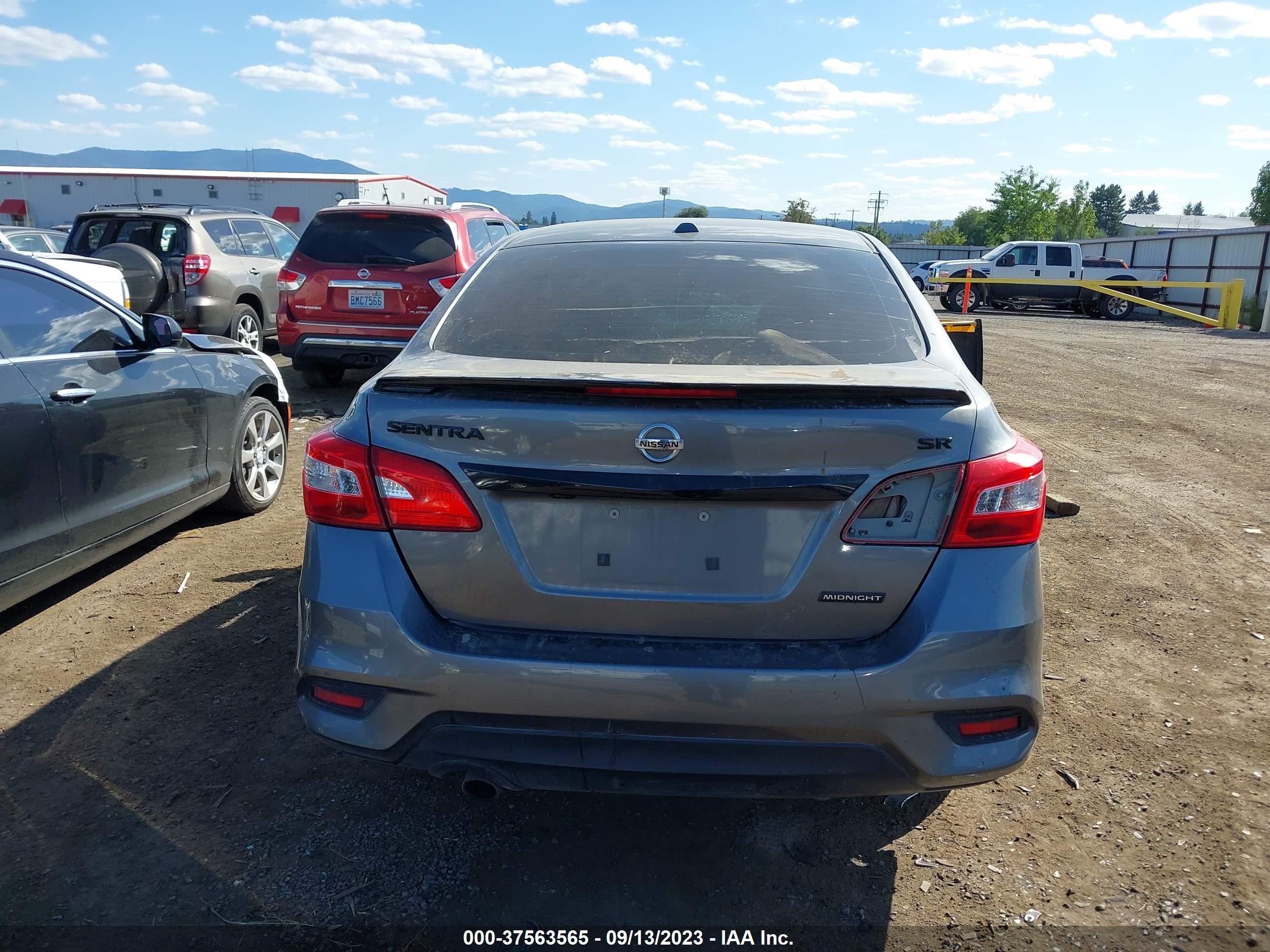 Photo 15 VIN: 3N1AB7AP3JY261782 - NISSAN SENTRA 