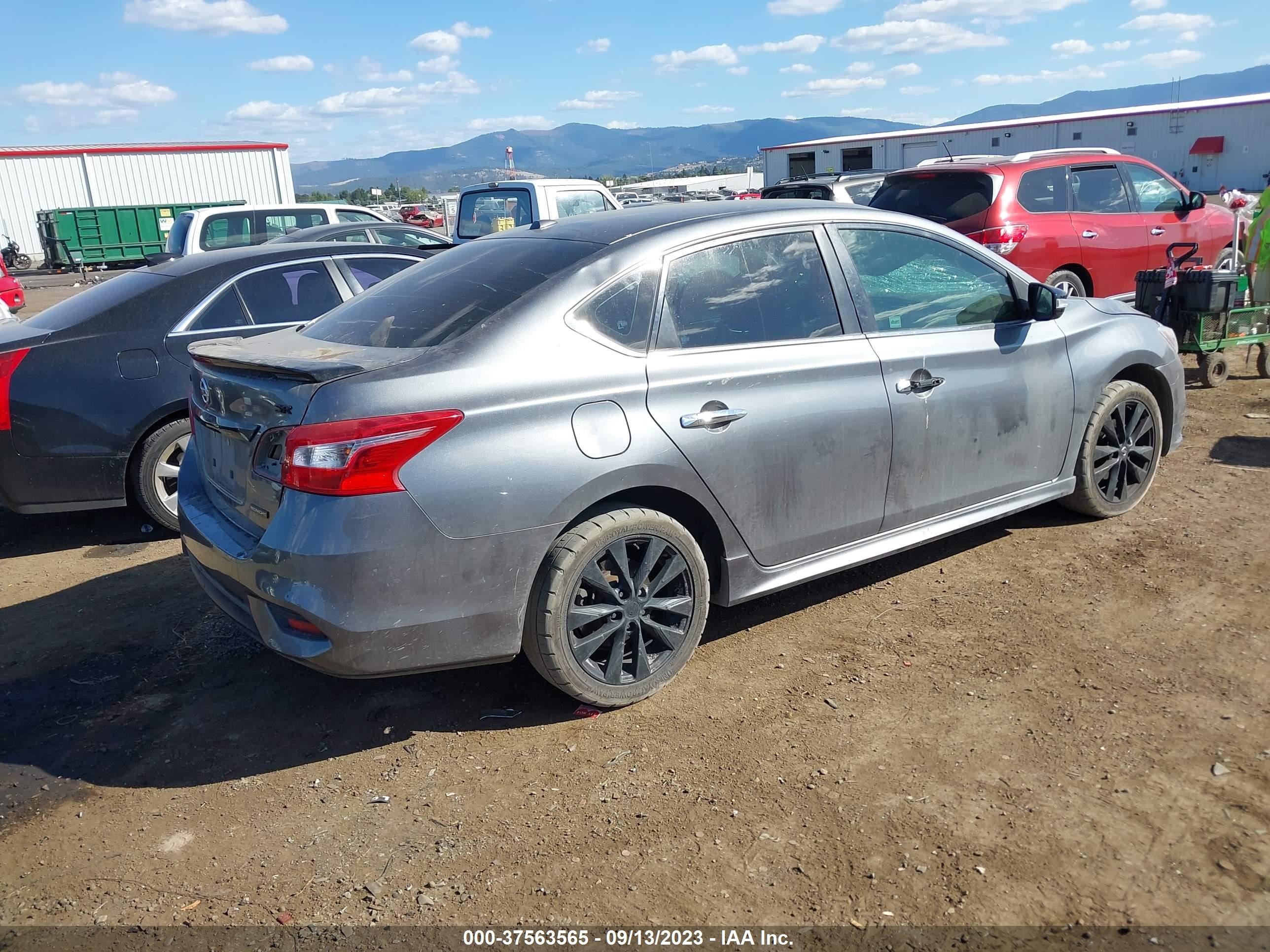 Photo 3 VIN: 3N1AB7AP3JY261782 - NISSAN SENTRA 