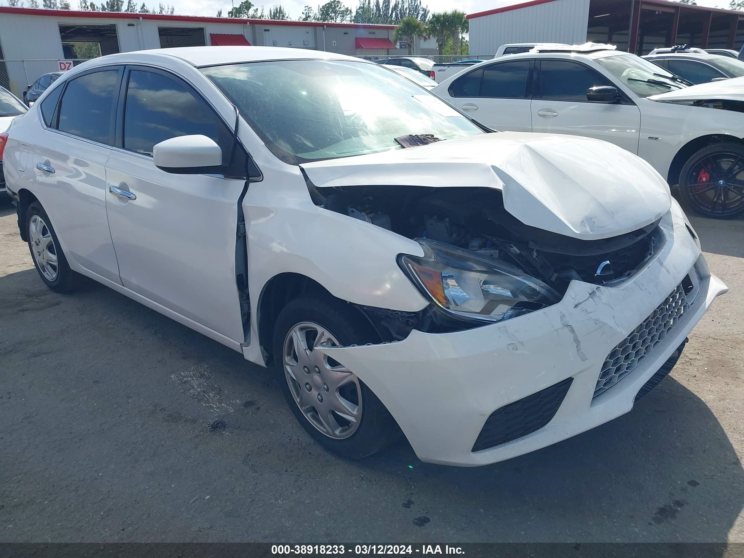 Photo 11 VIN: 3N1AB7AP3JY271082 - NISSAN SENTRA 