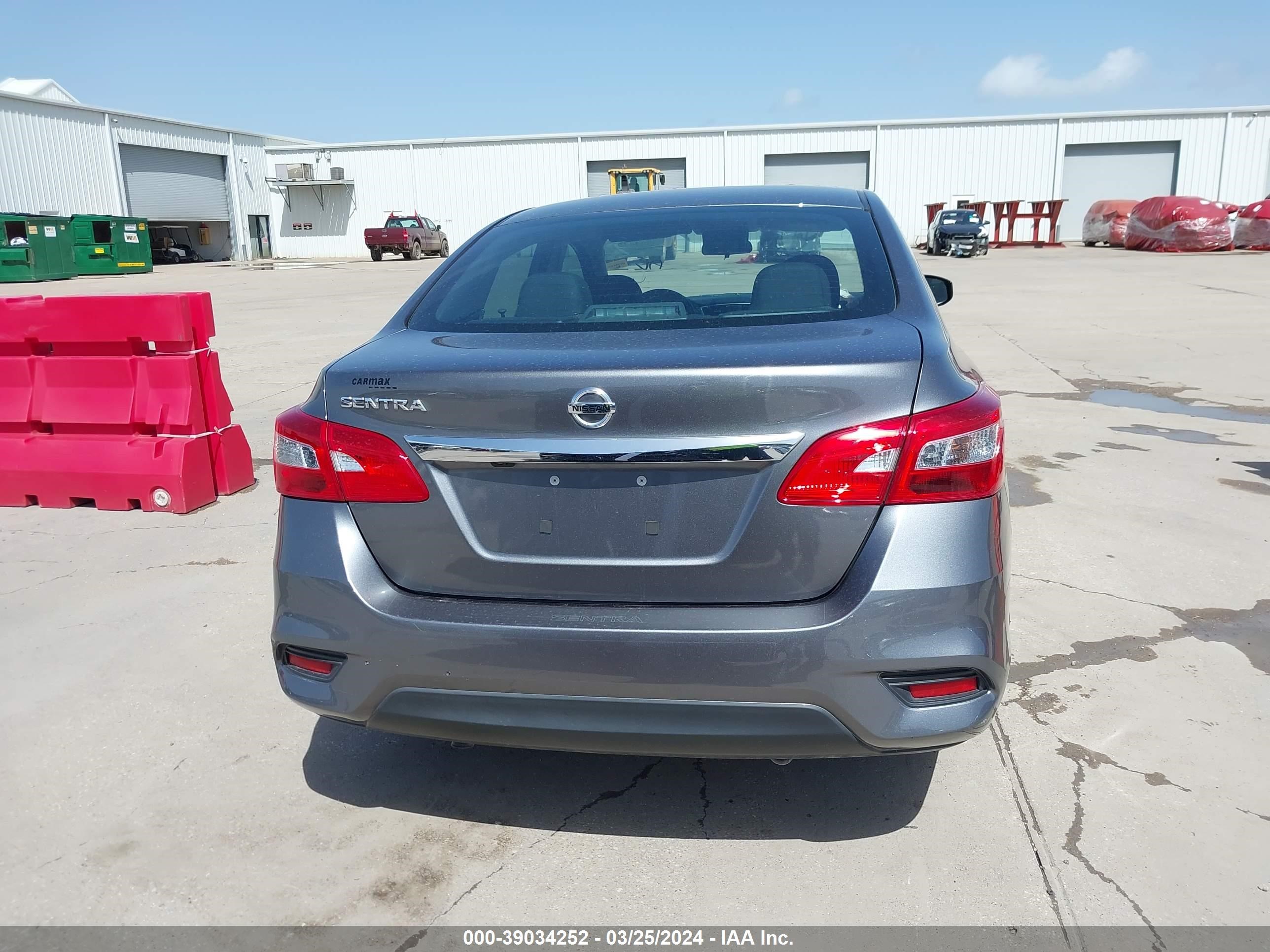 Photo 16 VIN: 3N1AB7AP3JY276153 - NISSAN SENTRA 