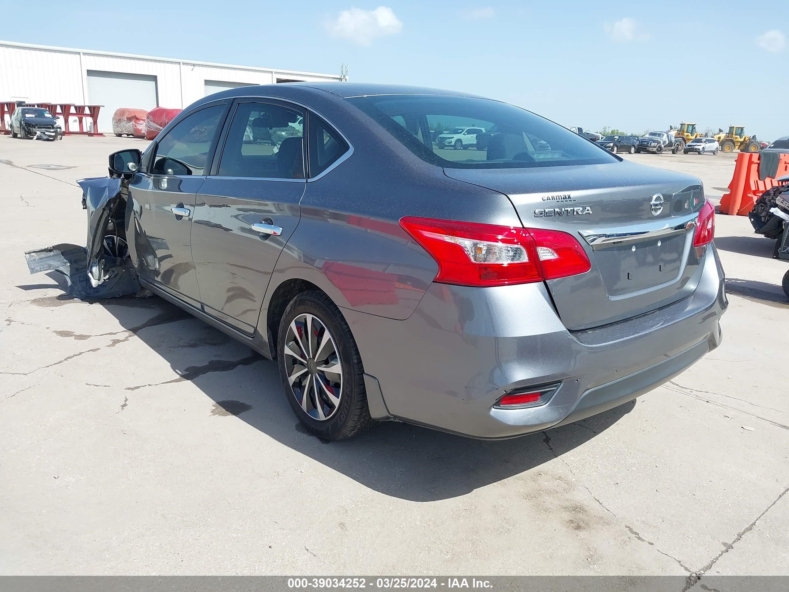 Photo 2 VIN: 3N1AB7AP3JY276153 - NISSAN SENTRA 