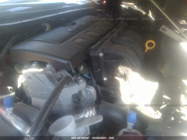 Photo 9 VIN: 3N1AB7AP3JY331443 - NISSAN SENTRA 