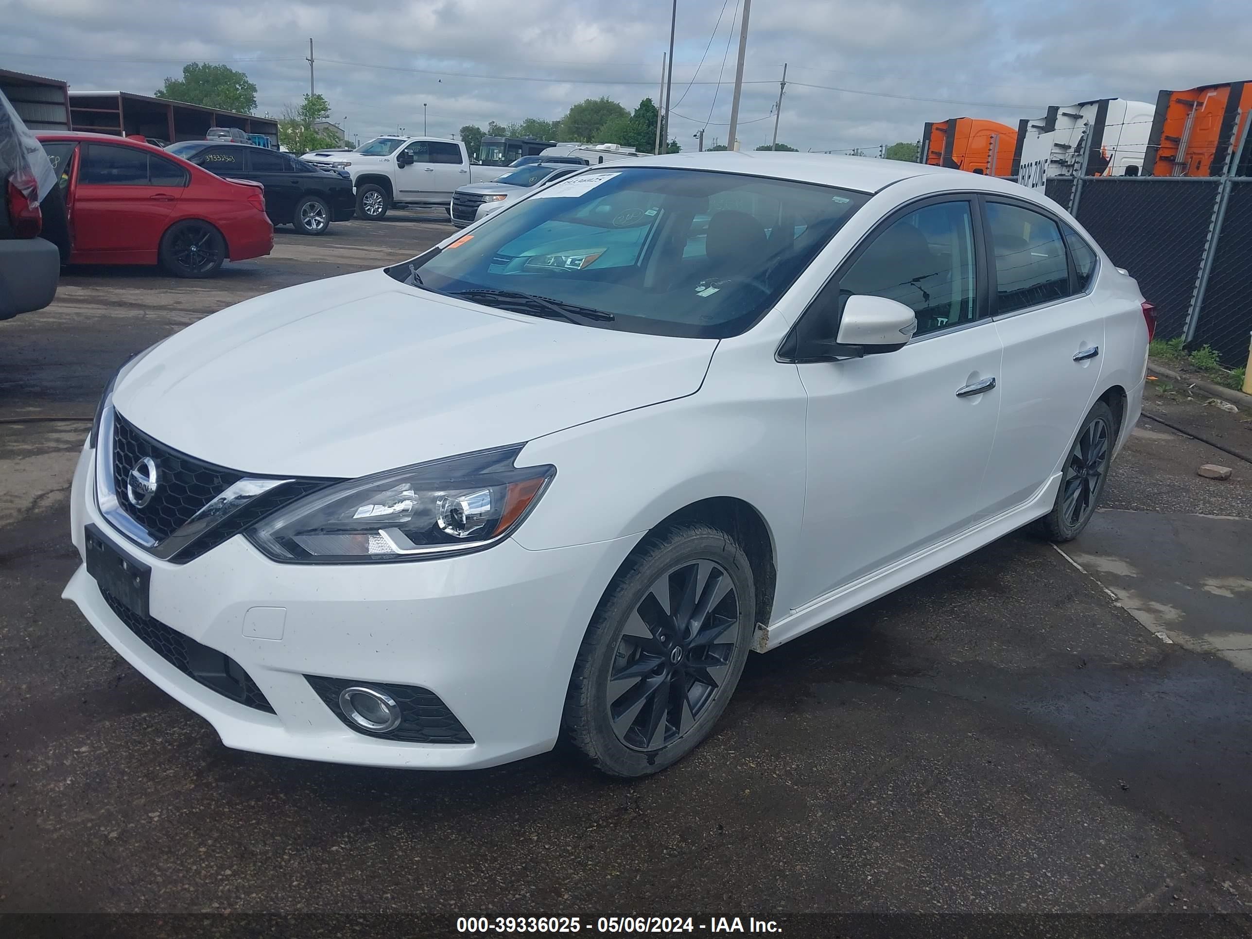 Photo 1 VIN: 3N1AB7AP3KY205665 - NISSAN SENTRA 