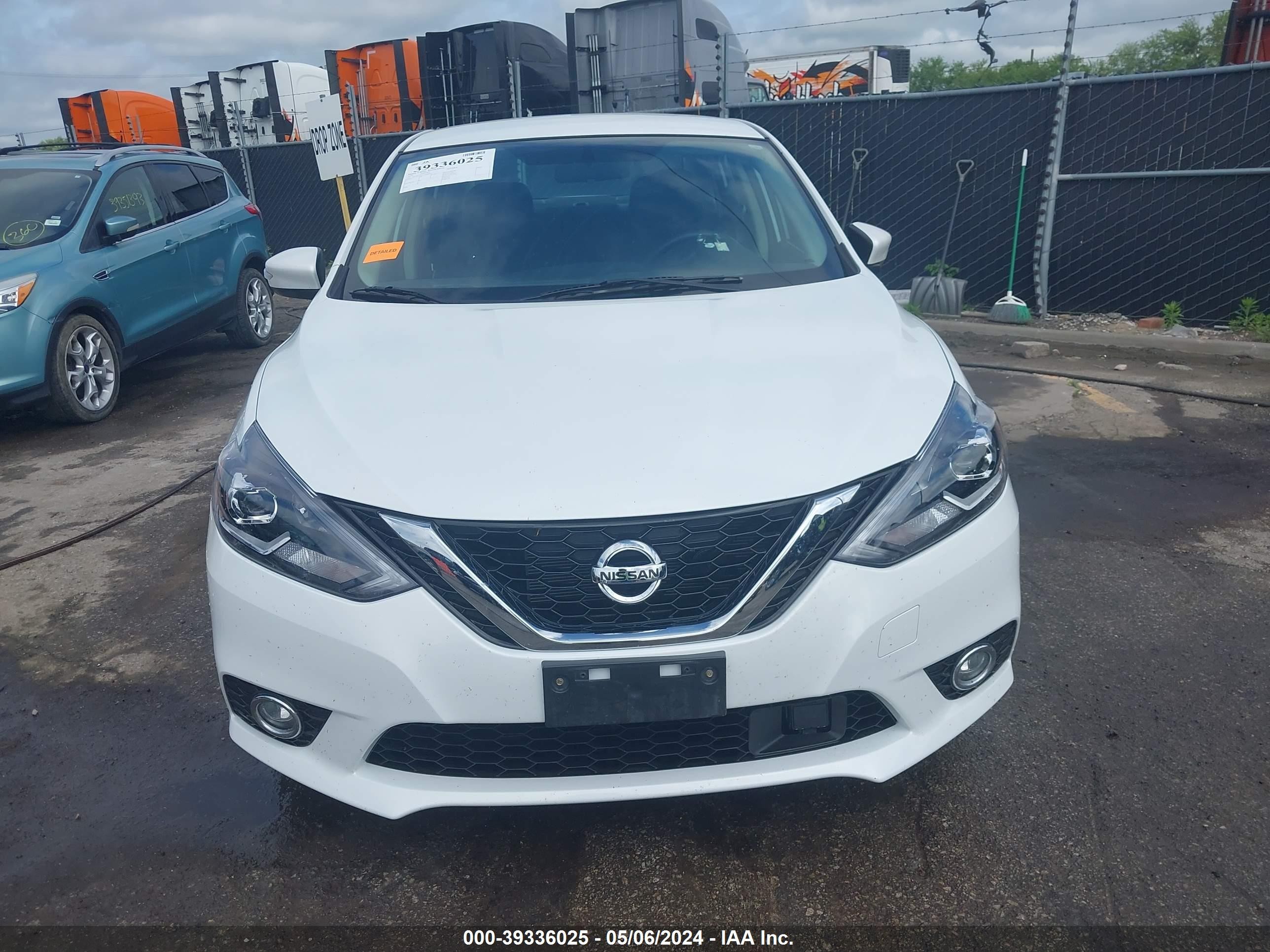 Photo 11 VIN: 3N1AB7AP3KY205665 - NISSAN SENTRA 