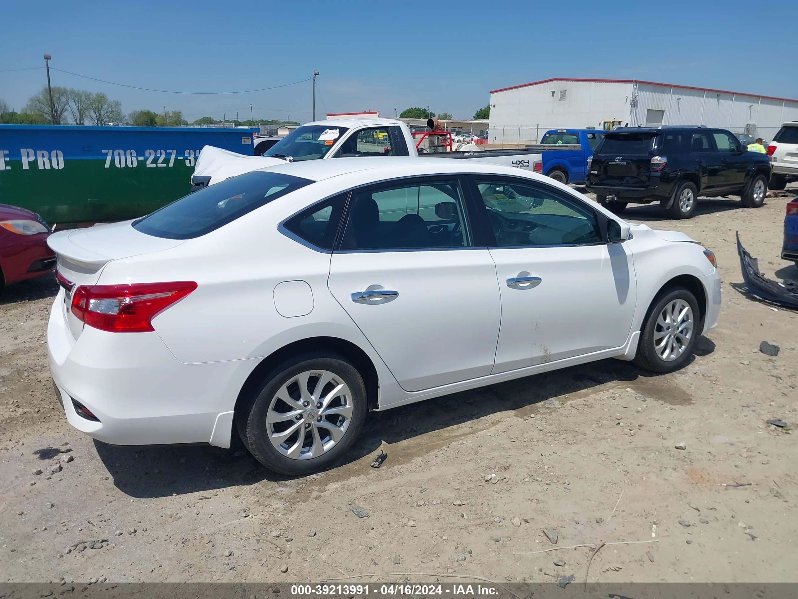 Photo 3 VIN: 3N1AB7AP3KY259418 - NISSAN SENTRA 