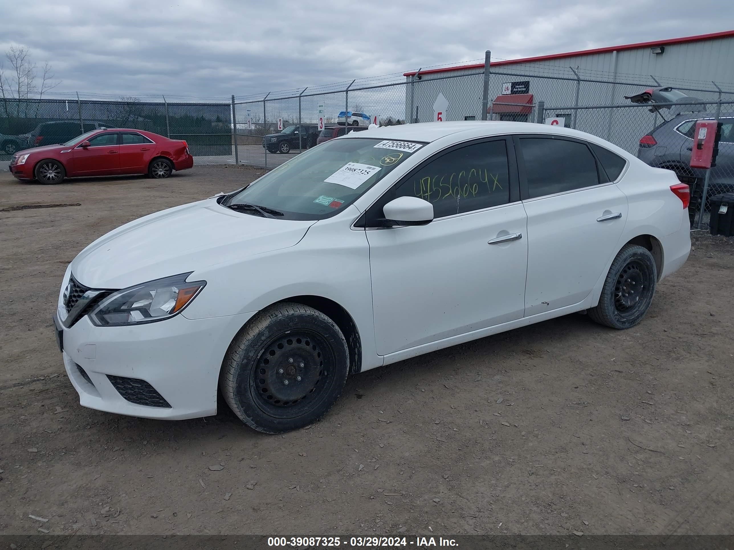 Photo 1 VIN: 3N1AB7AP3KY268698 - NISSAN SENTRA 