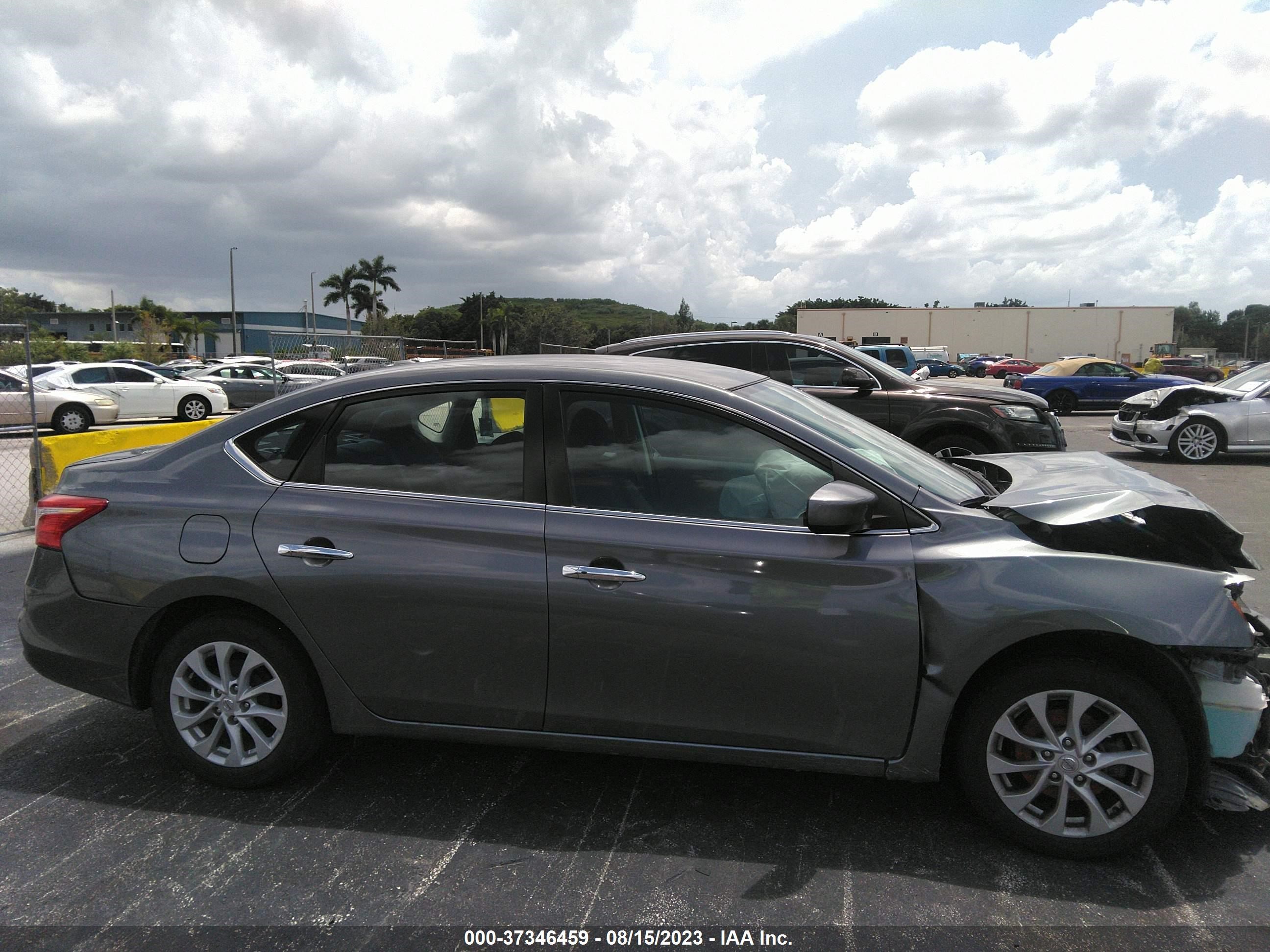 Photo 12 VIN: 3N1AB7AP3KY279488 - NISSAN SENTRA 