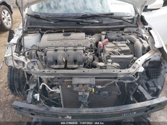 Photo 9 VIN: 3N1AB7AP3KY301960 - NISSAN SENTRA 