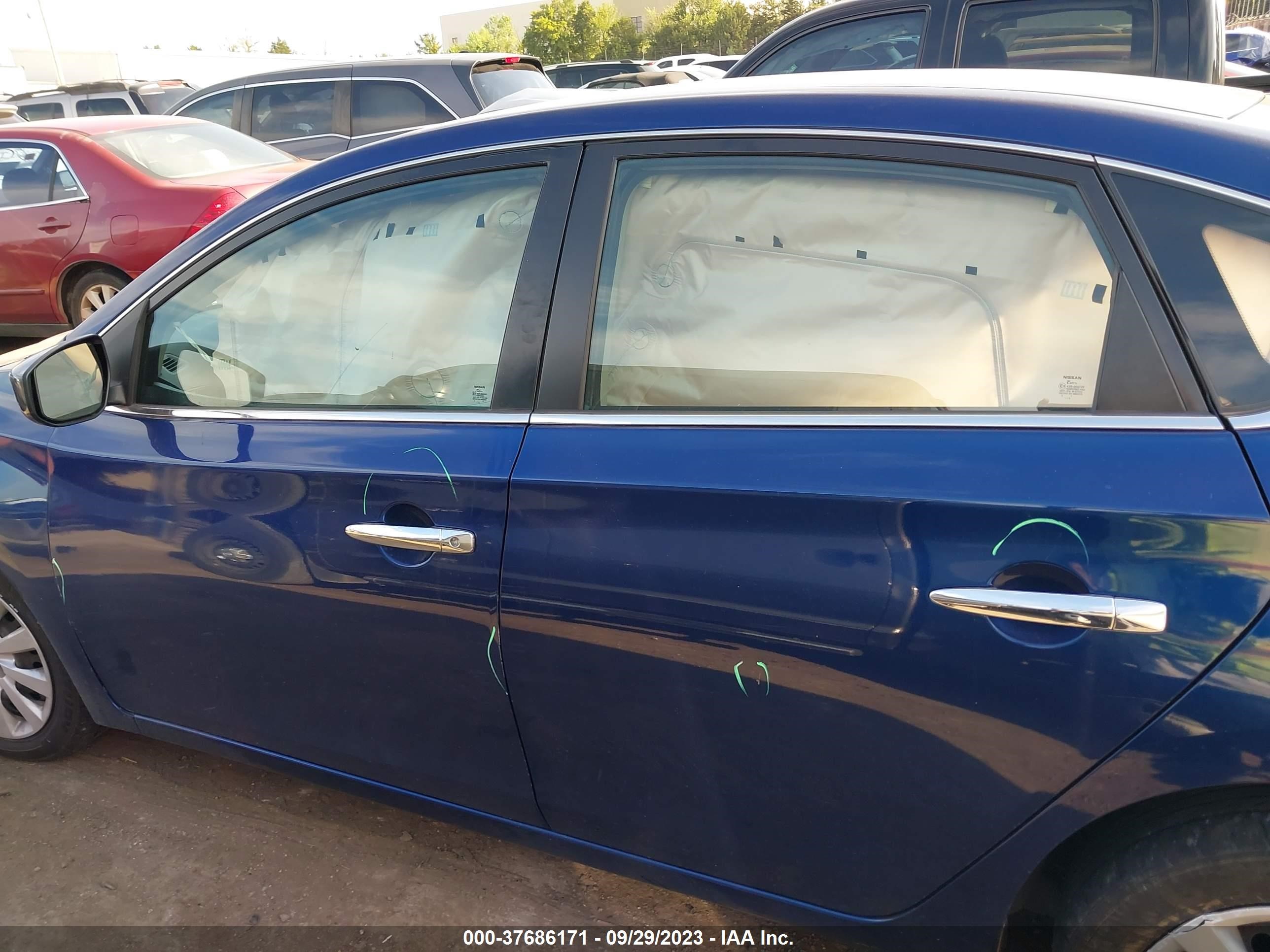 Photo 13 VIN: 3N1AB7AP3KY371295 - NISSAN SENTRA 