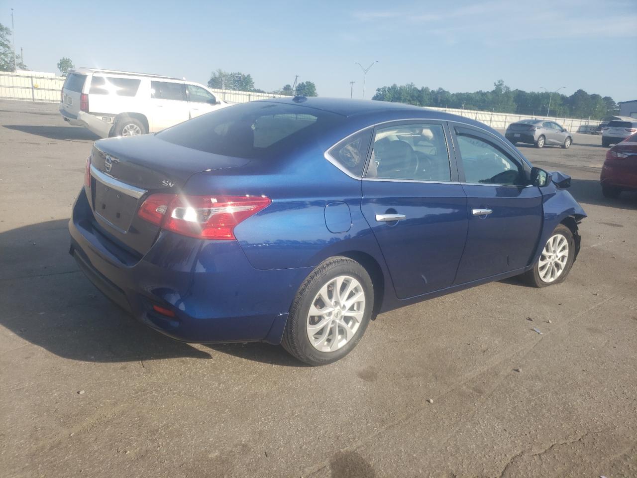 Photo 2 VIN: 3N1AB7AP3KY426120 - NISSAN SENTRA 