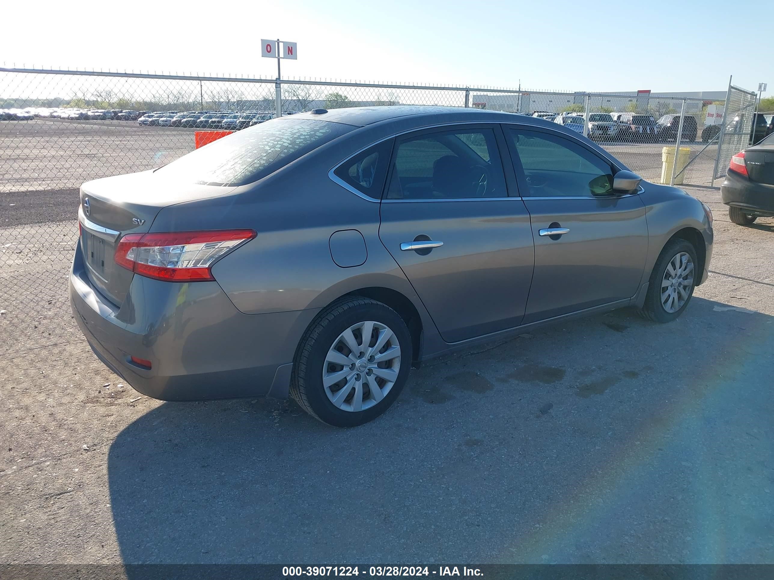 Photo 3 VIN: 3N1AB7AP4FY225039 - NISSAN SENTRA 