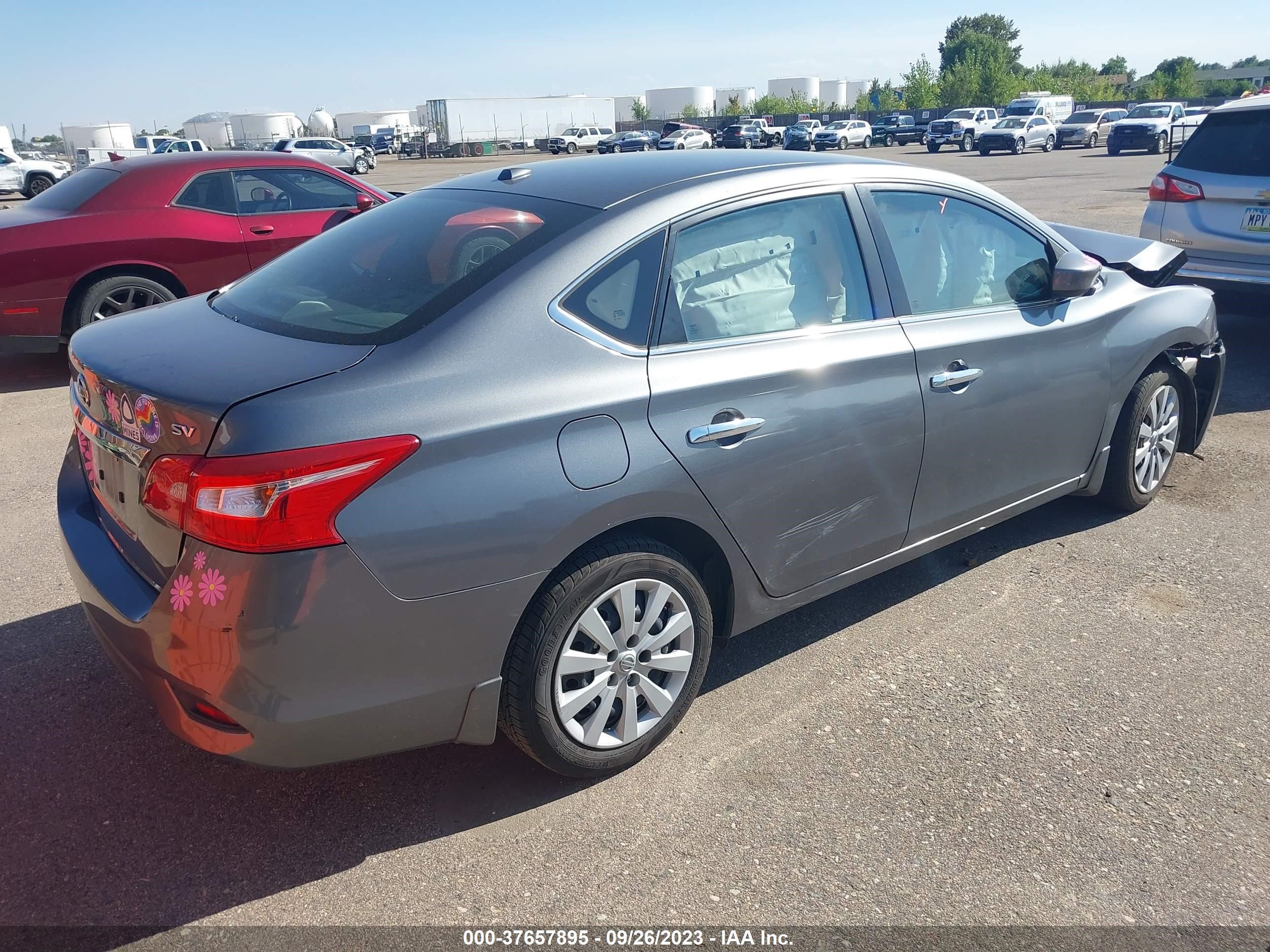 Photo 3 VIN: 3N1AB7AP4GL677037 - NISSAN SENTRA 